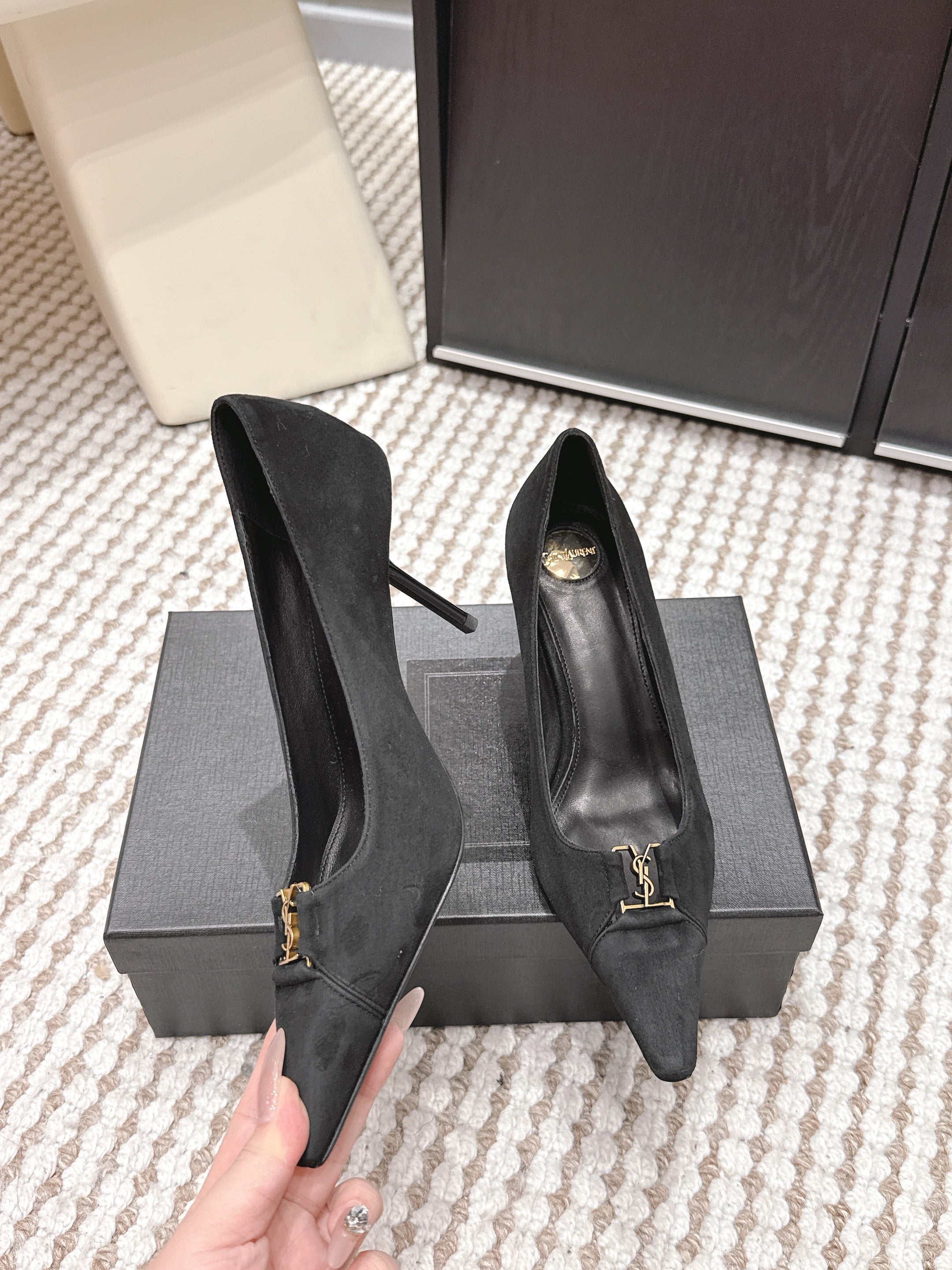 YSL 26ss High Heel Pumps 75 Black Suede 654701