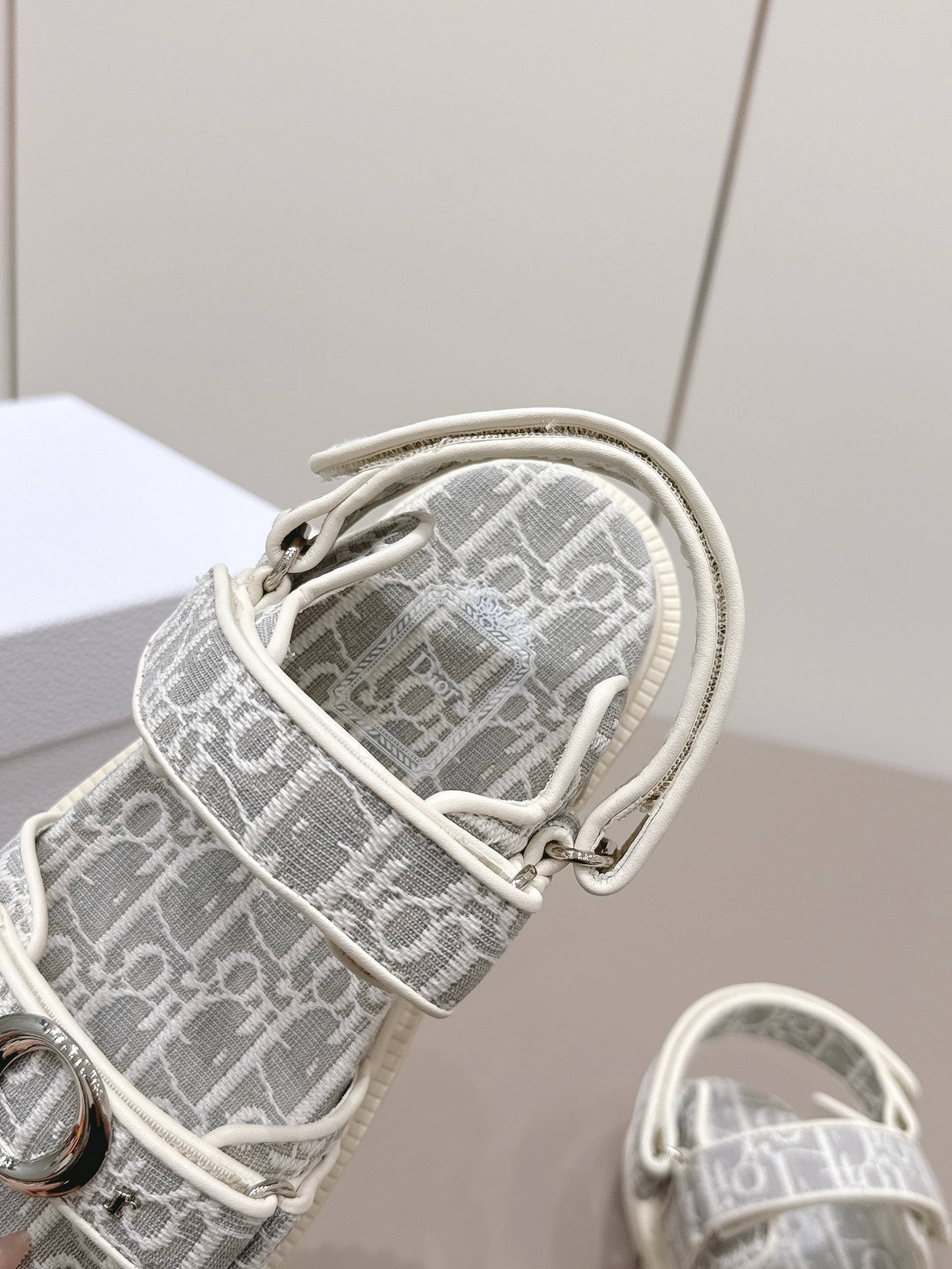 CD 26A Platform Sandal Jacquard Embroidered Fabric