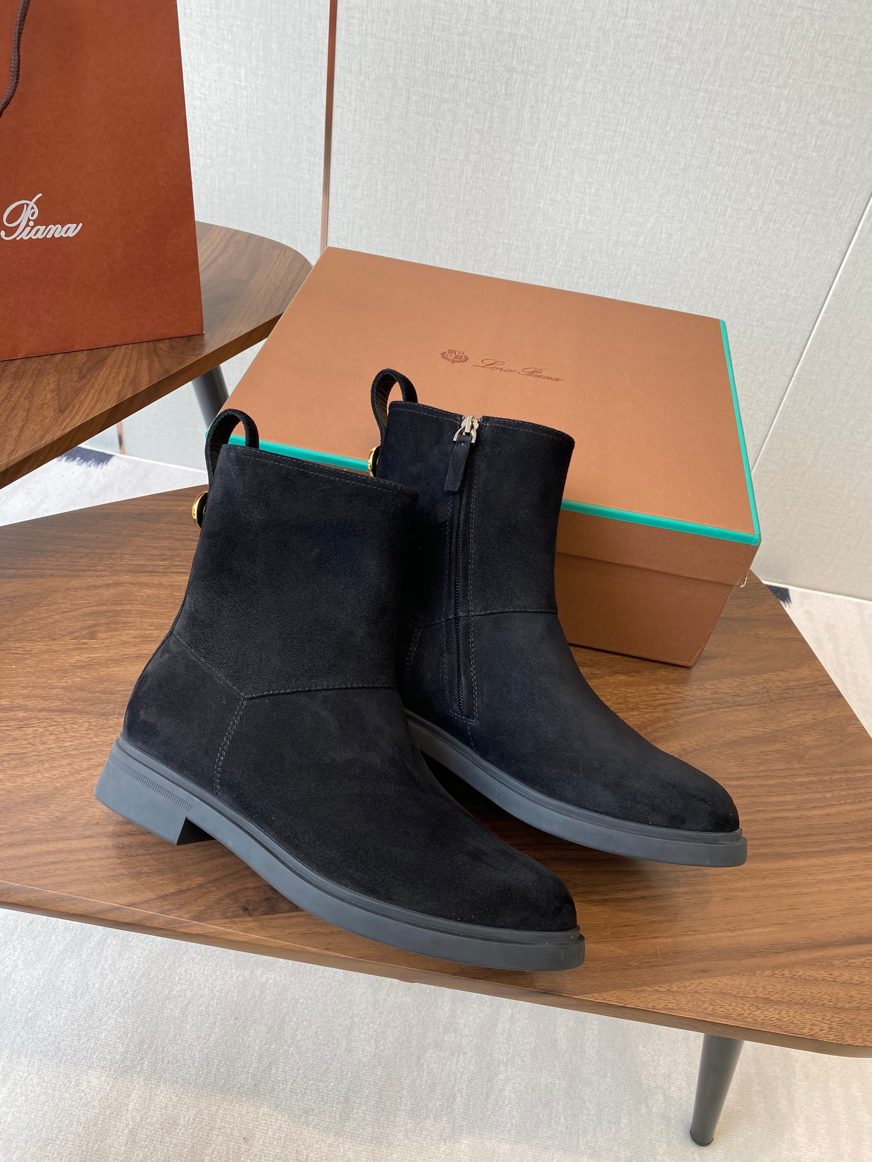 LP latest short boots  black suede 388107