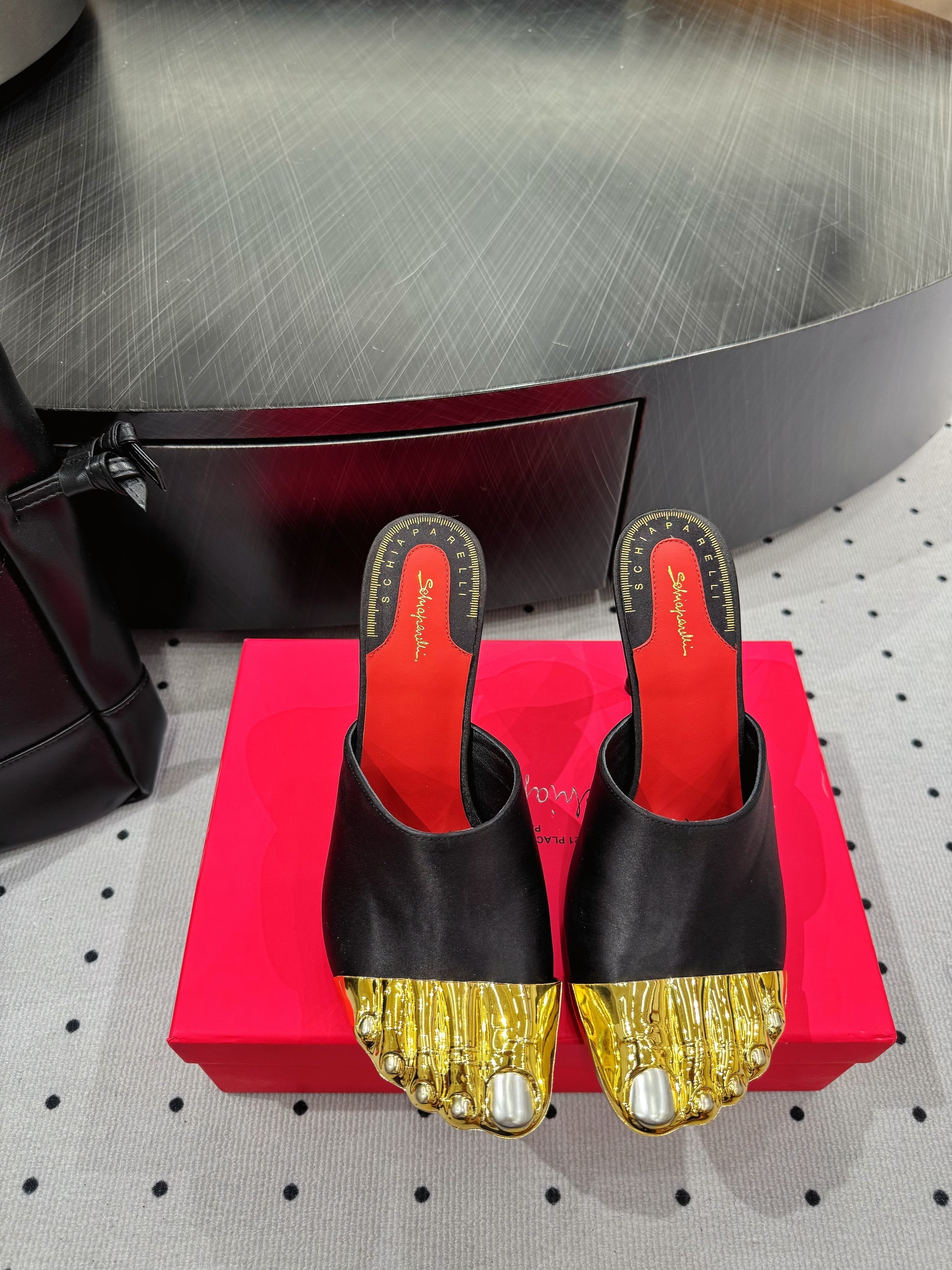 CL 25 Elsa Schiapar Mules Black Gold Silk 321607