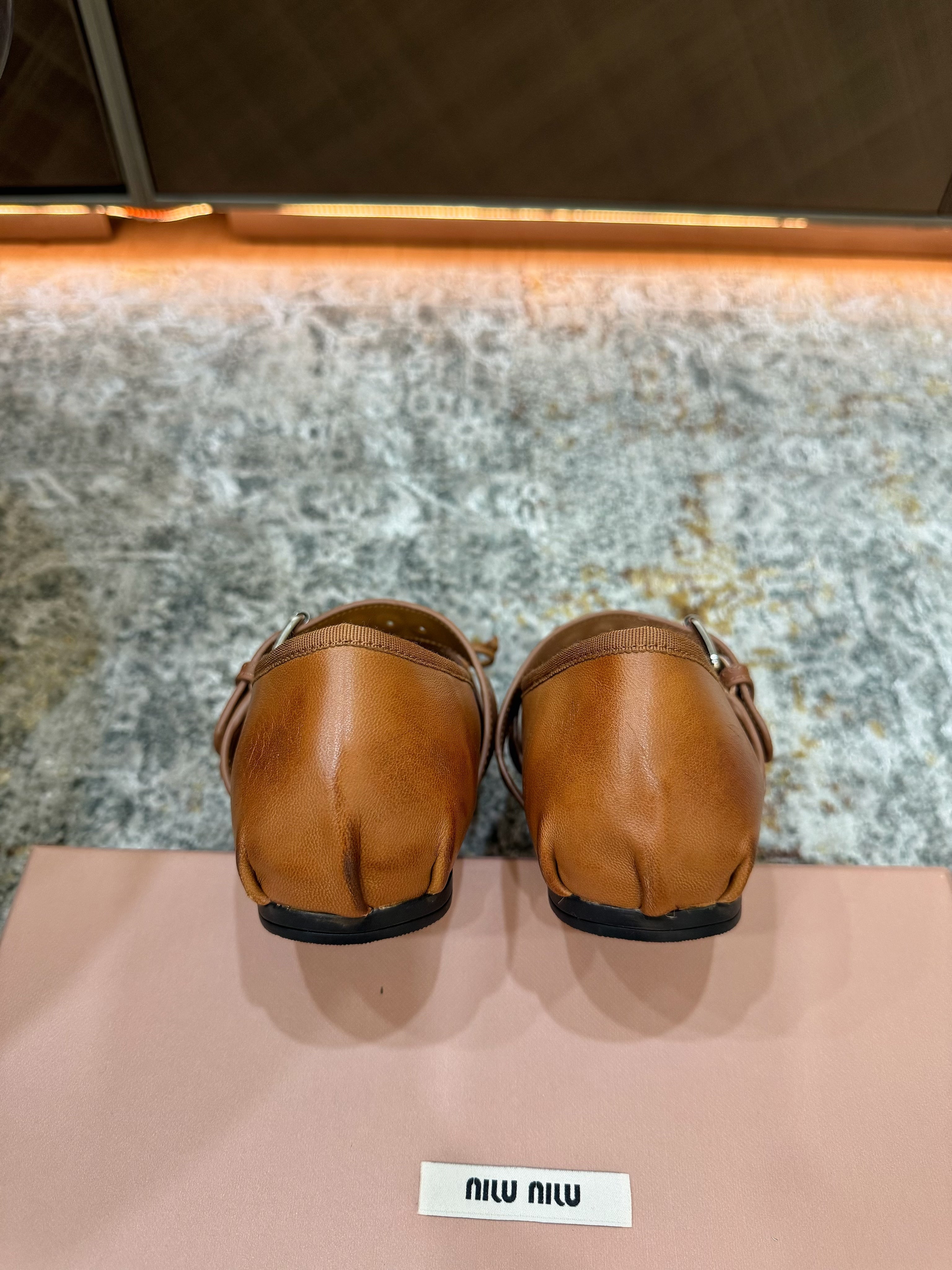 Miumiu 26ss Mary Janes Ballet Flat Camel Cowhide 709813