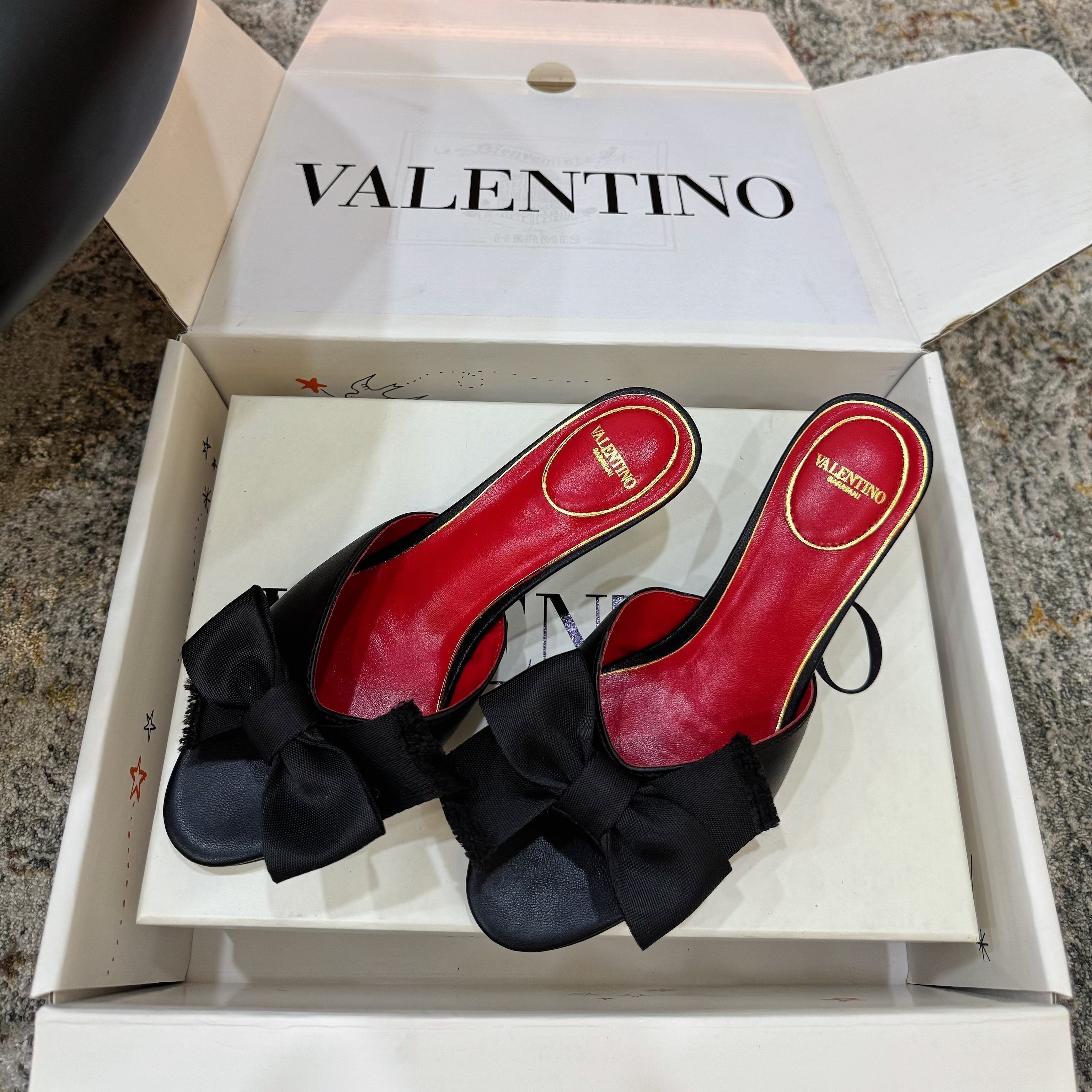VT 26s Slide Sandals 55 Black Red Cowhide 709639