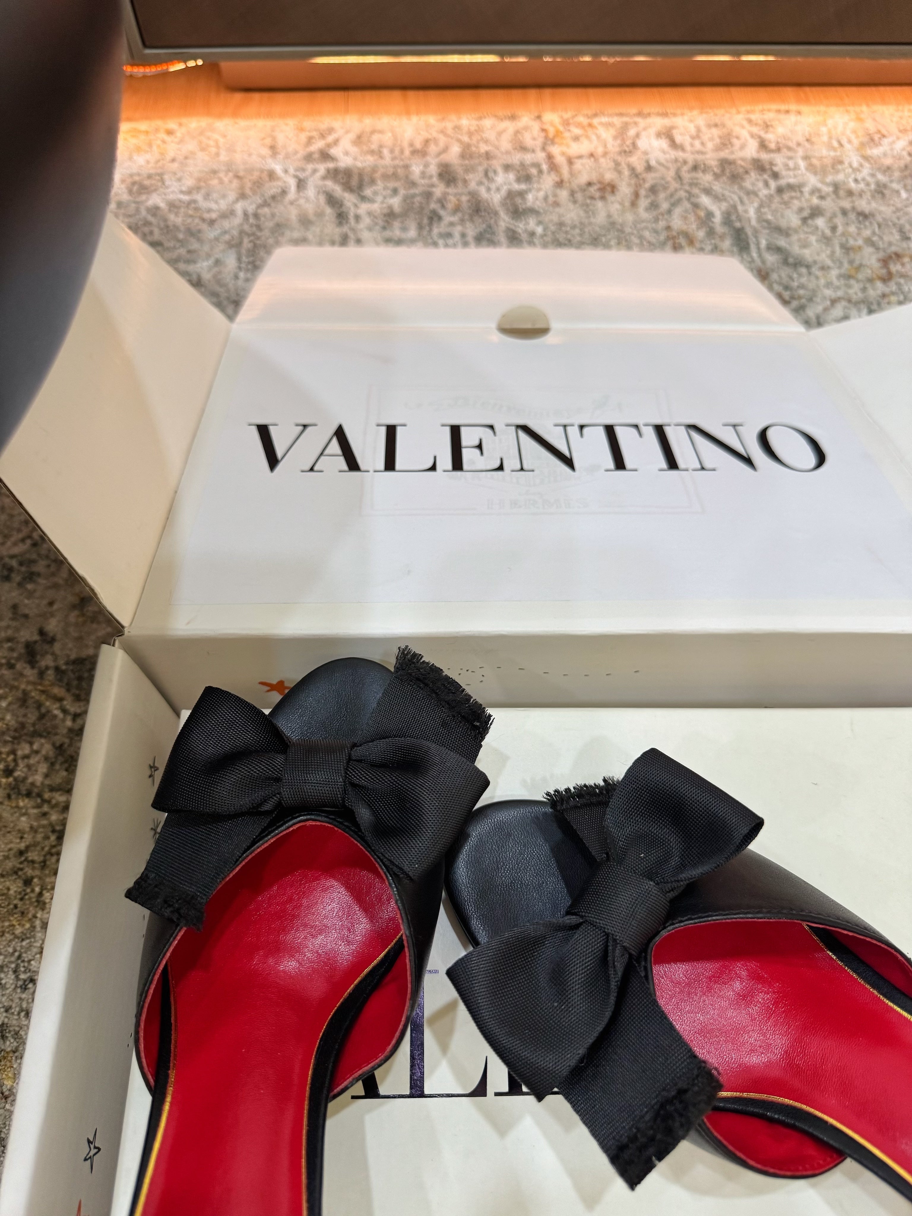 VT 26s Slide Sandals 55 Black Red Cowhide 709639