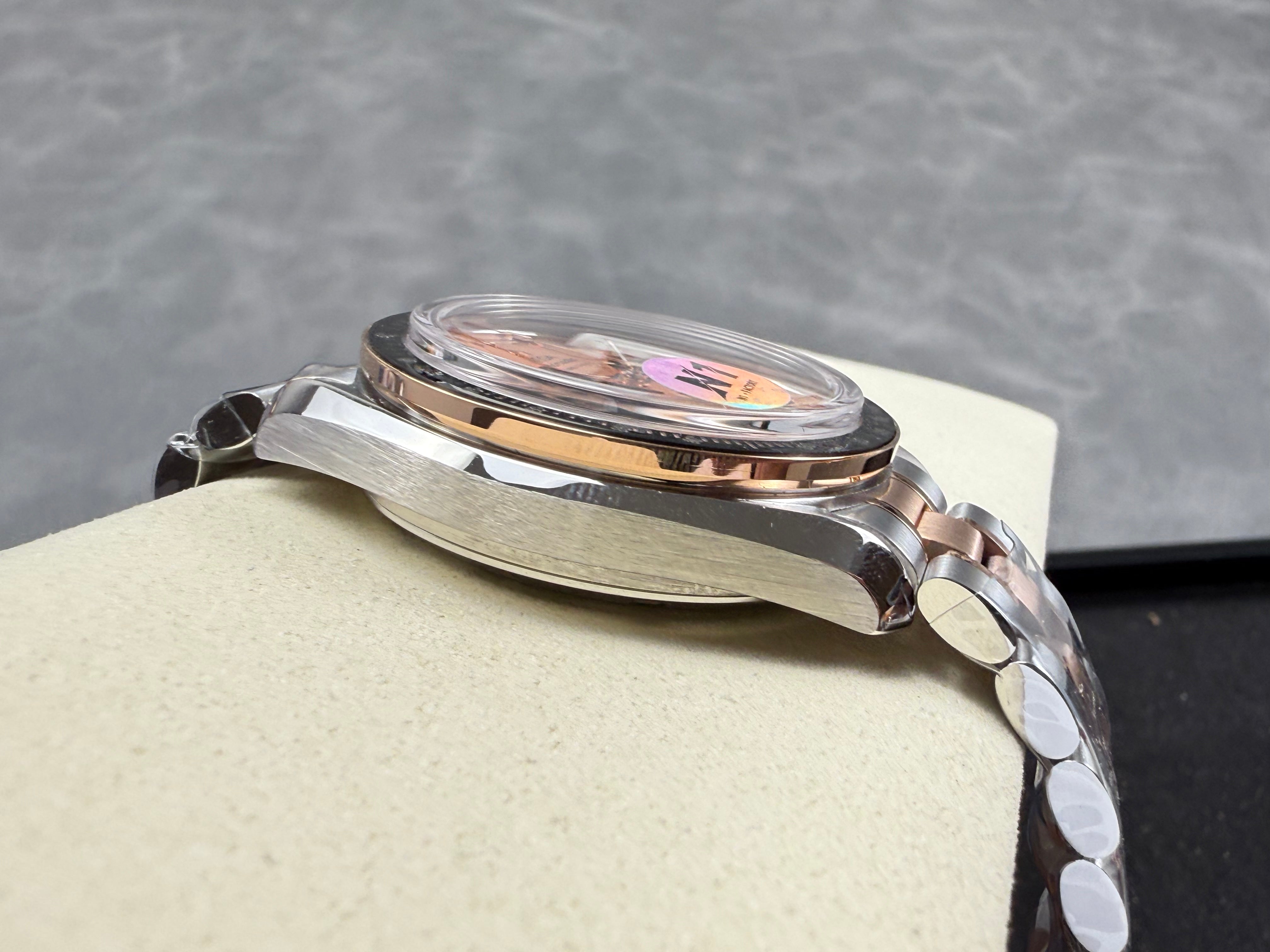 Omega Speedmaster Professional Moonwatch 42mm Rose Gold Steel Strap