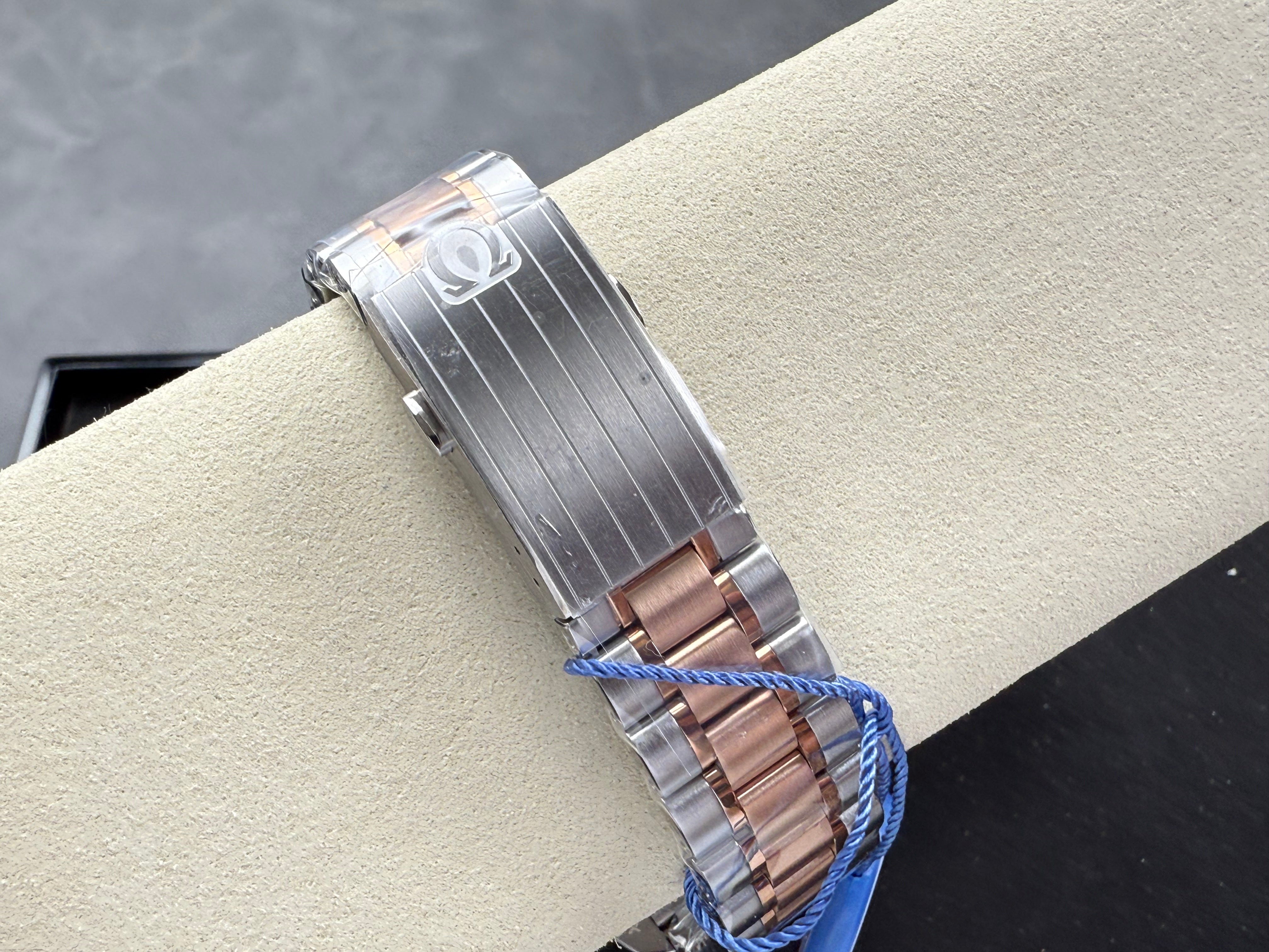 Omega Speedmaster Professional Moonwatch 42mm Rose Gold Steel Strap