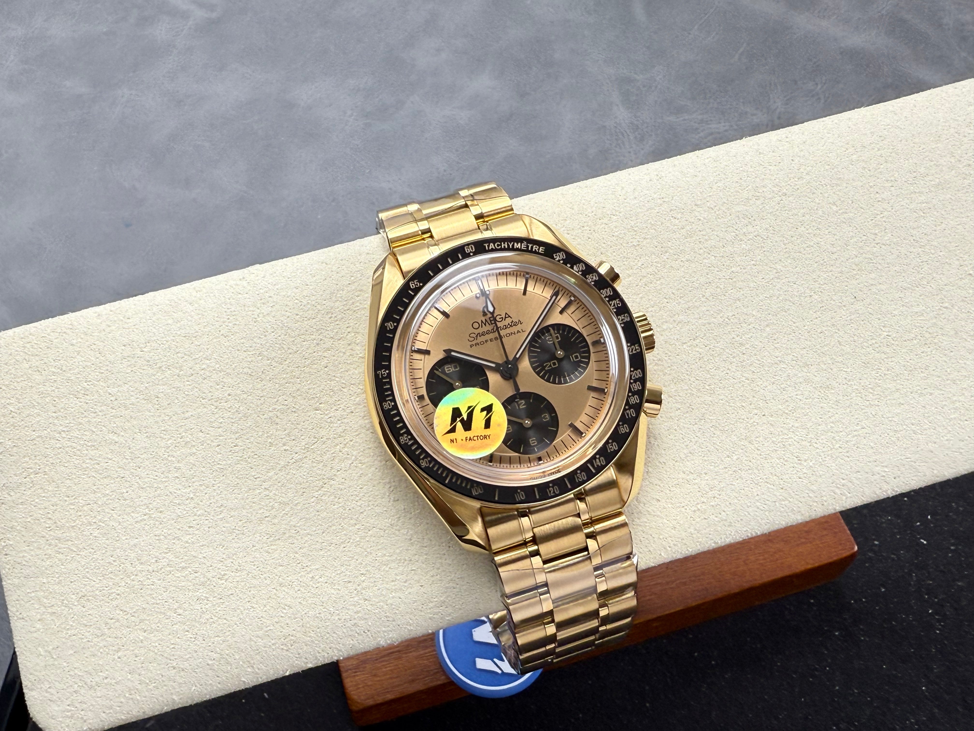 Omega Speedmaster Professional Moonwatch 42mm Yellow Gold Black Dial 233472