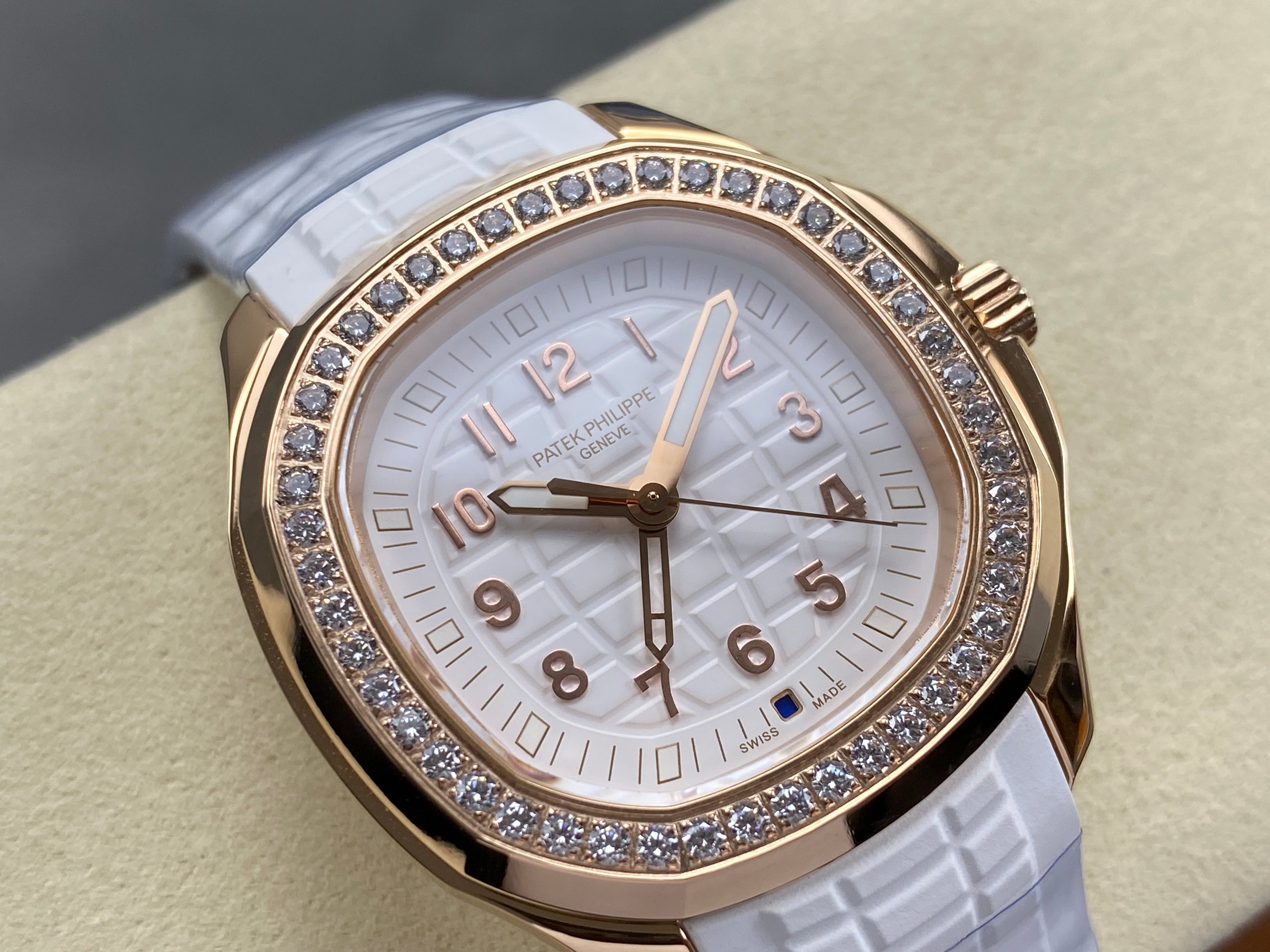 Patek Philippe Aquanaut 38.8mm Rose Gold Case White Rubber Strap