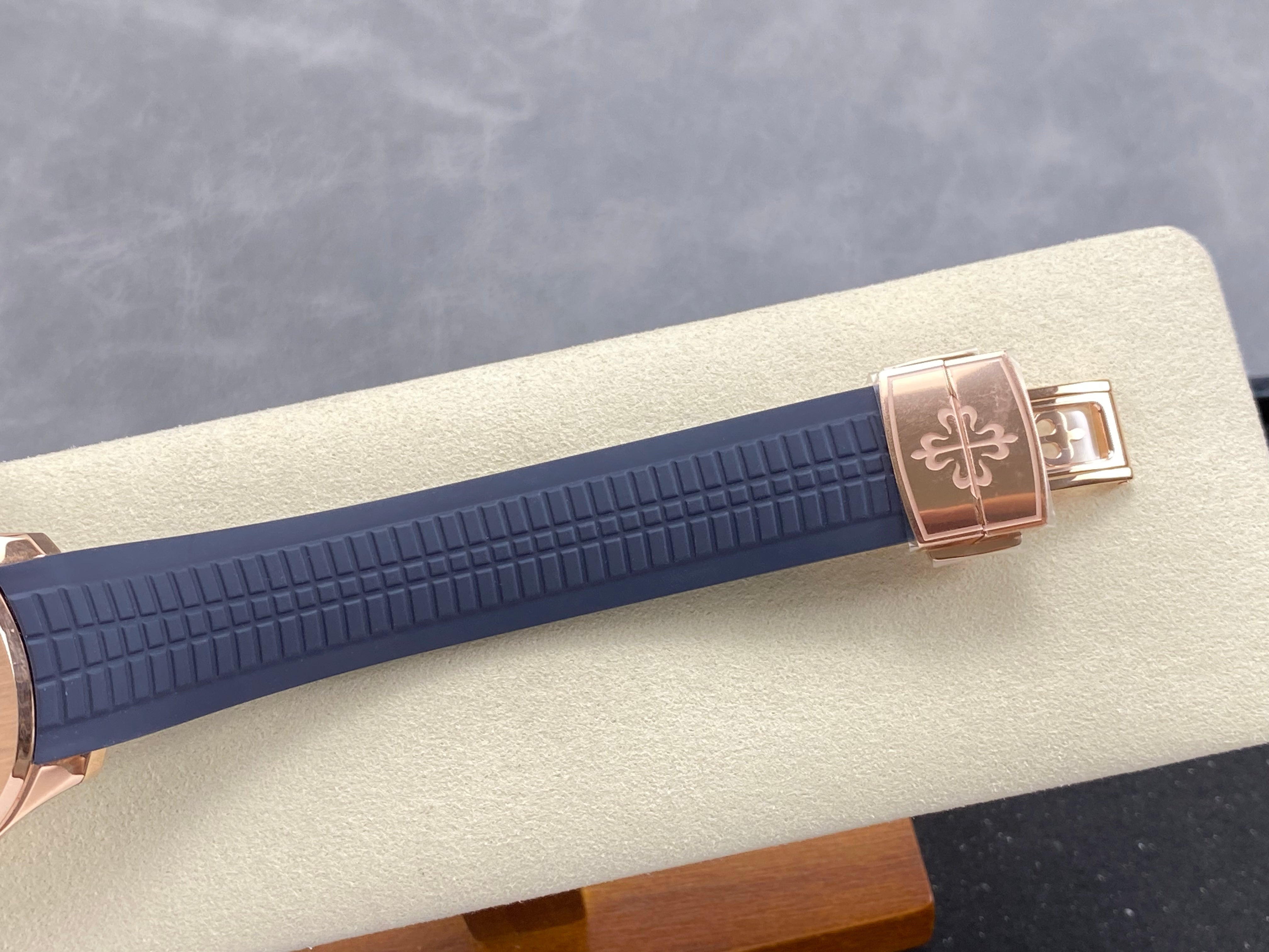 Patek Philippe Aquanaut 40mm Blue Dial Rose Gold Case Blue Rubber Strap
