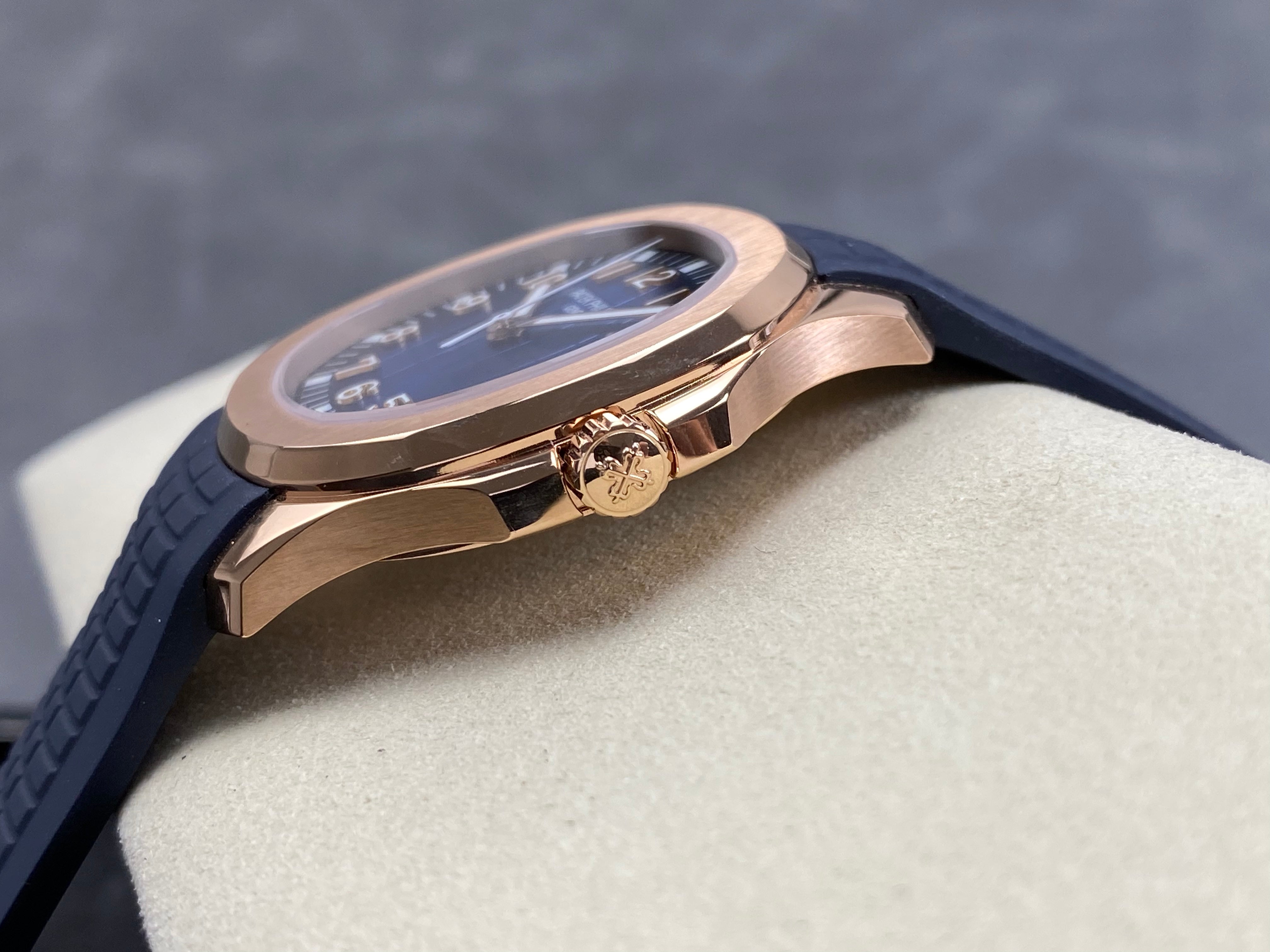 Patek Philippe Aquanaut 40mm Blue Dial Rose Gold Case Blue Rubber Strap