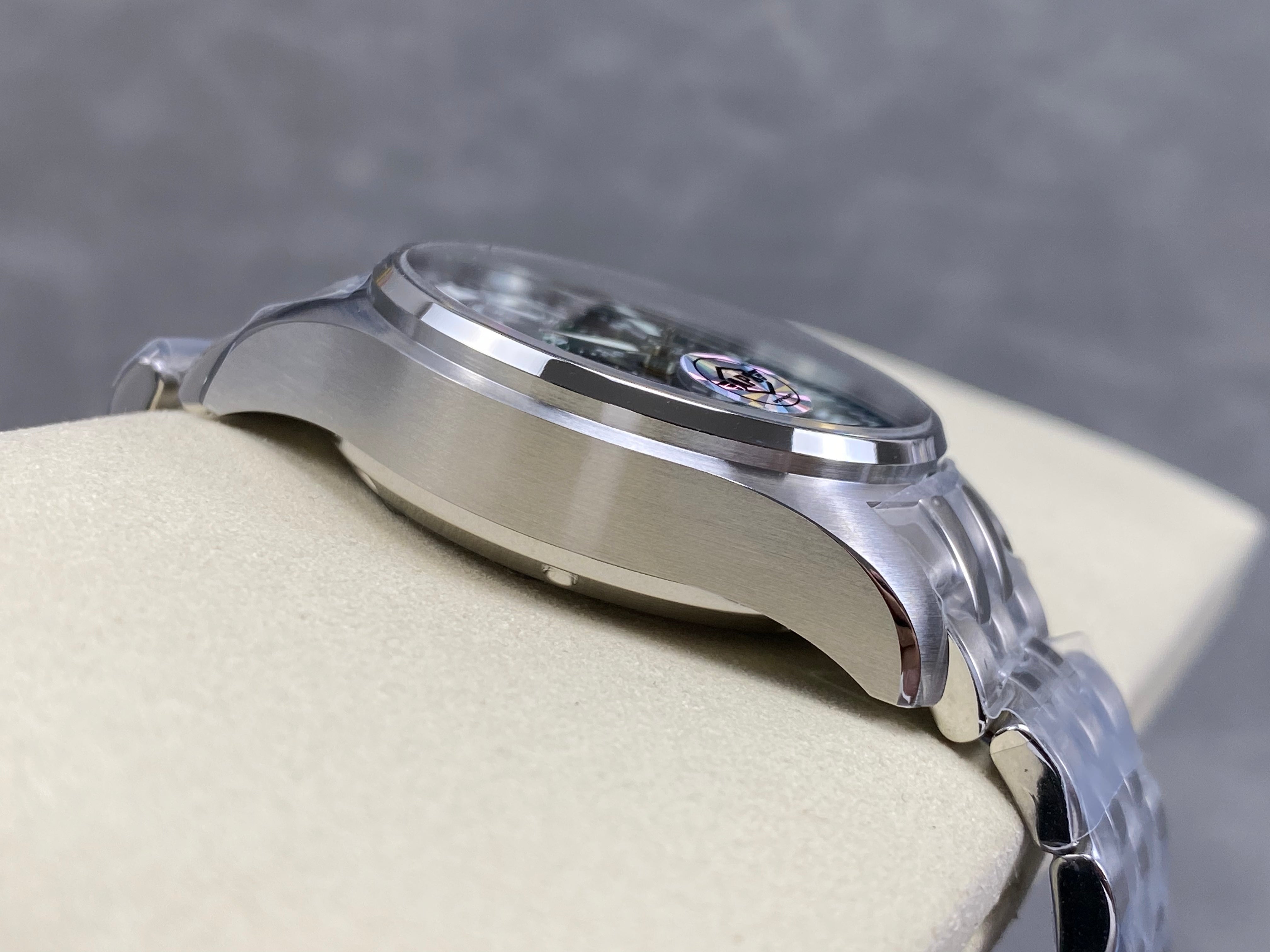 IWC Schaffhausen Pilot's 41mm Green Dial Steel Case