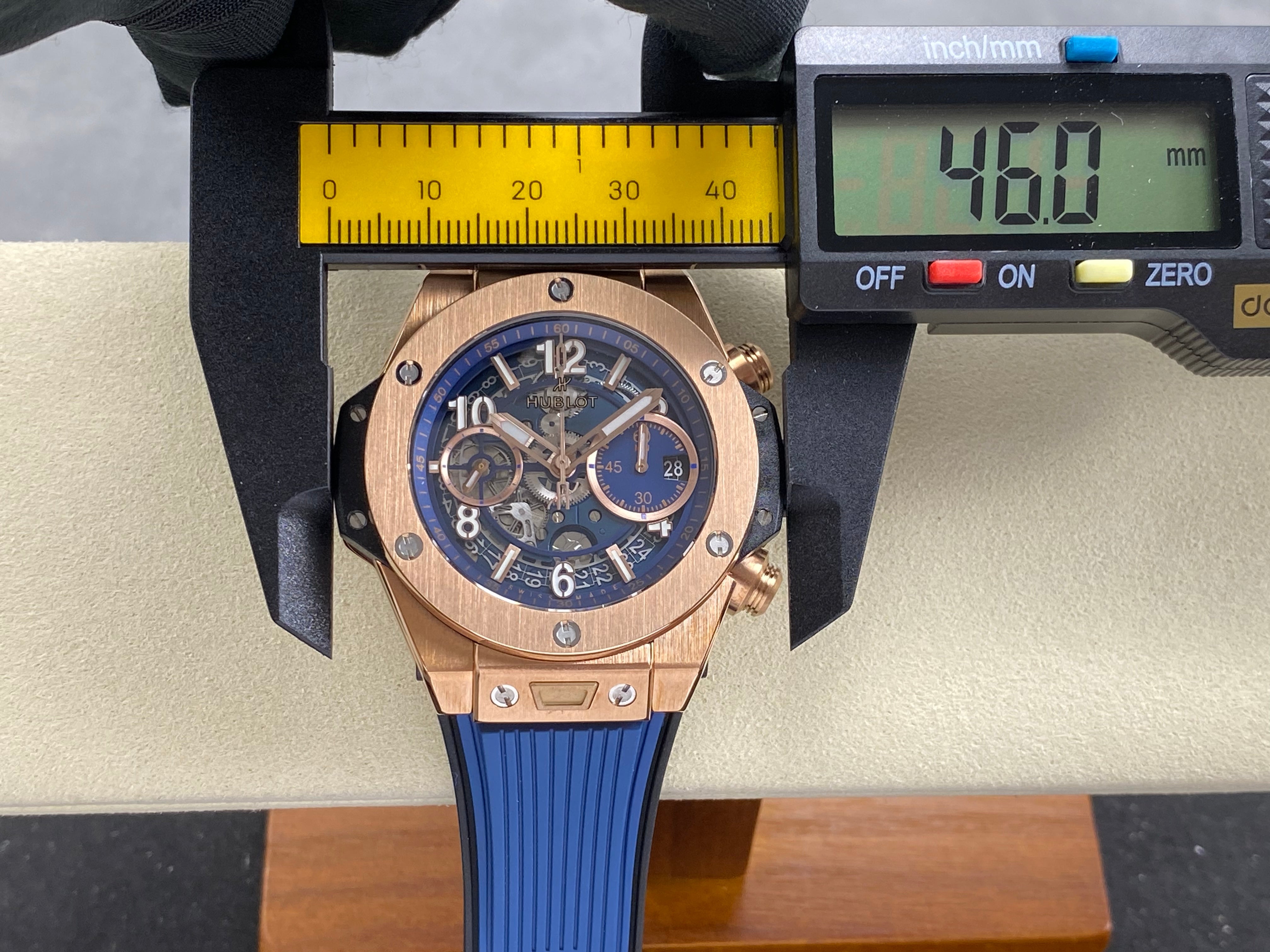 Hublot Big Bang Unico Rose Gold Blue 42mm Blue Rubber Strap Watch