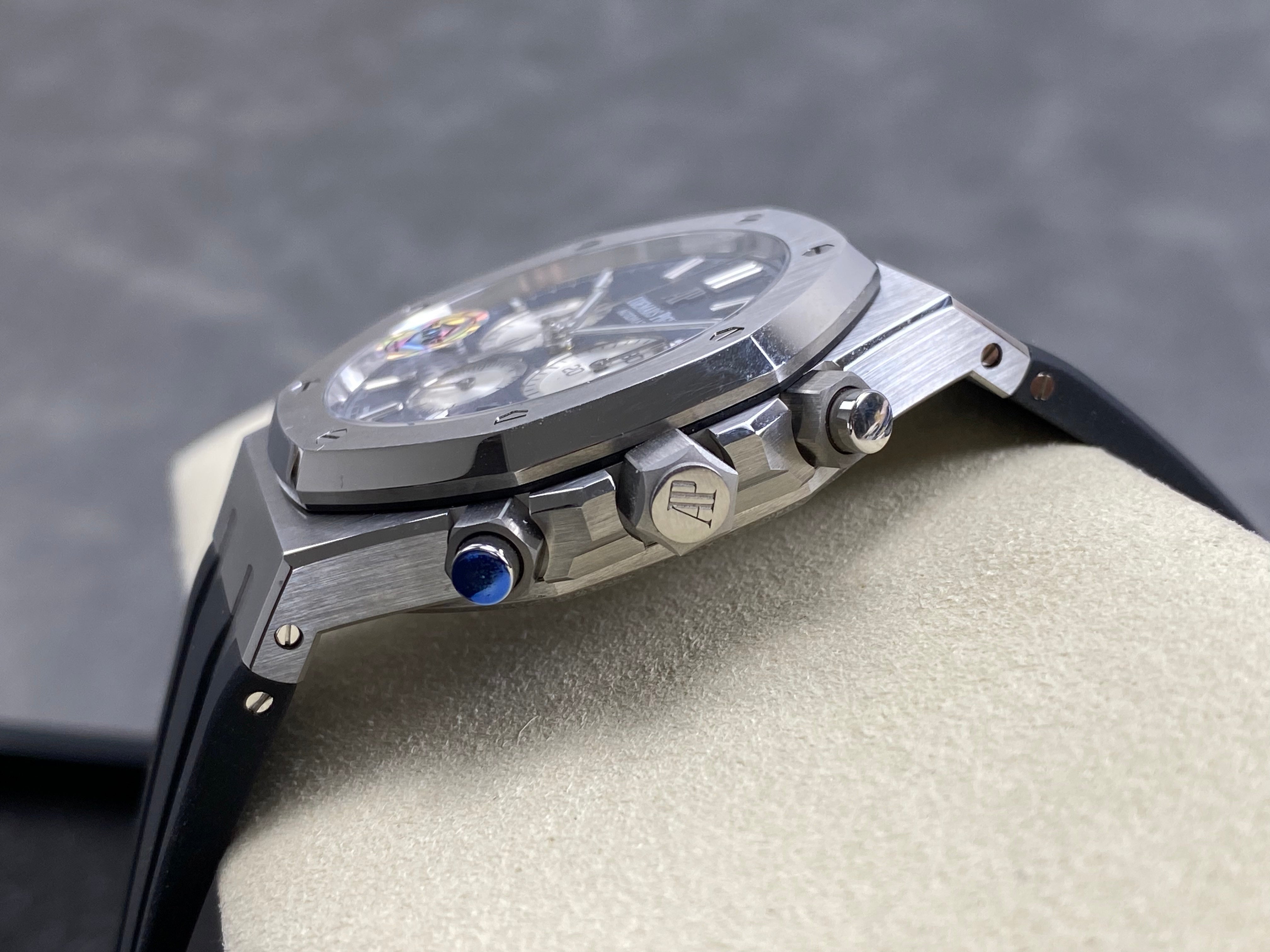 Audemars Piguet Royal Oak Chronograph 41mm Blue Dial Rubber Strap