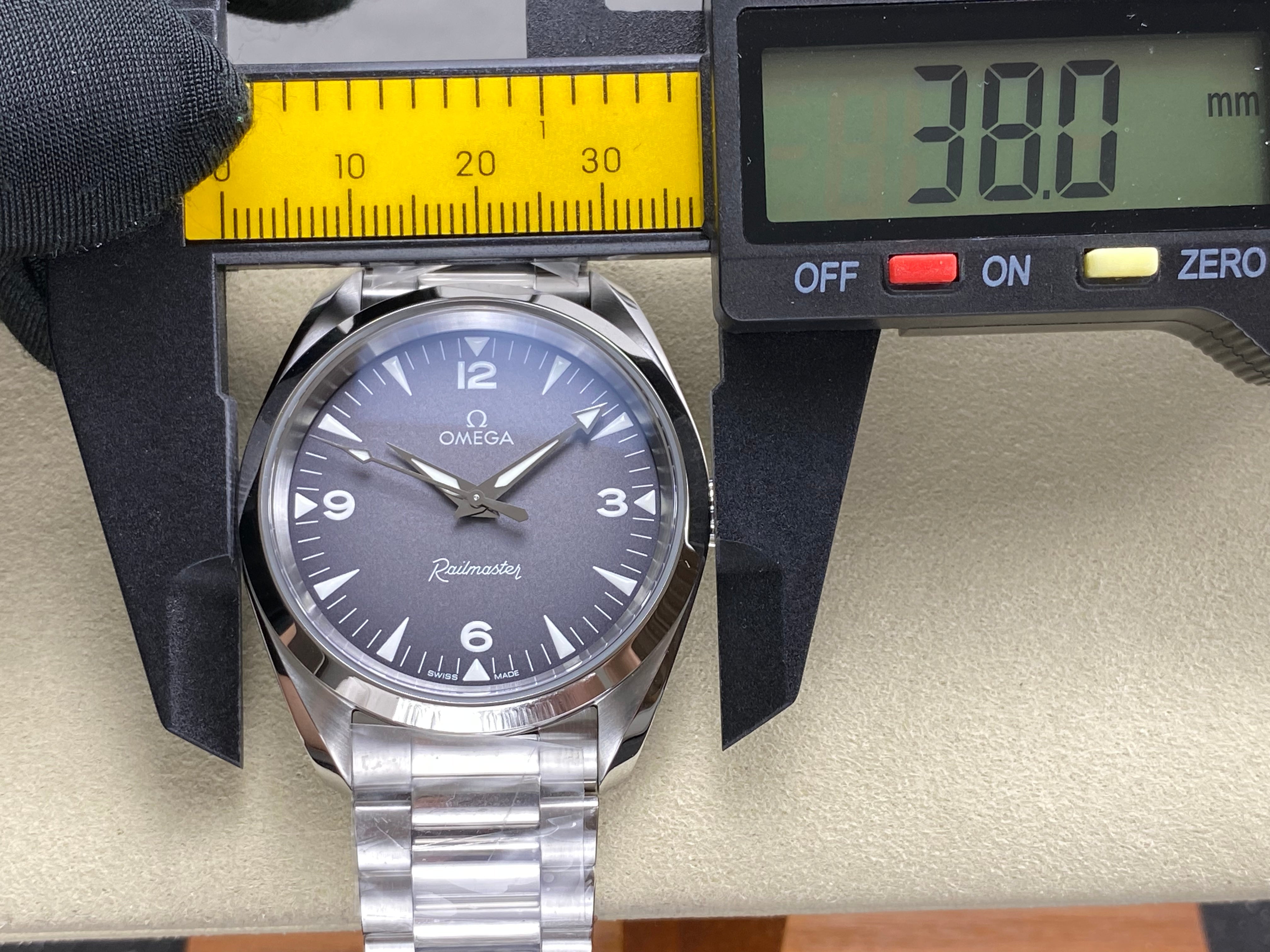 Omega Seamaster Railmaster 38mm Steel Grey Dial