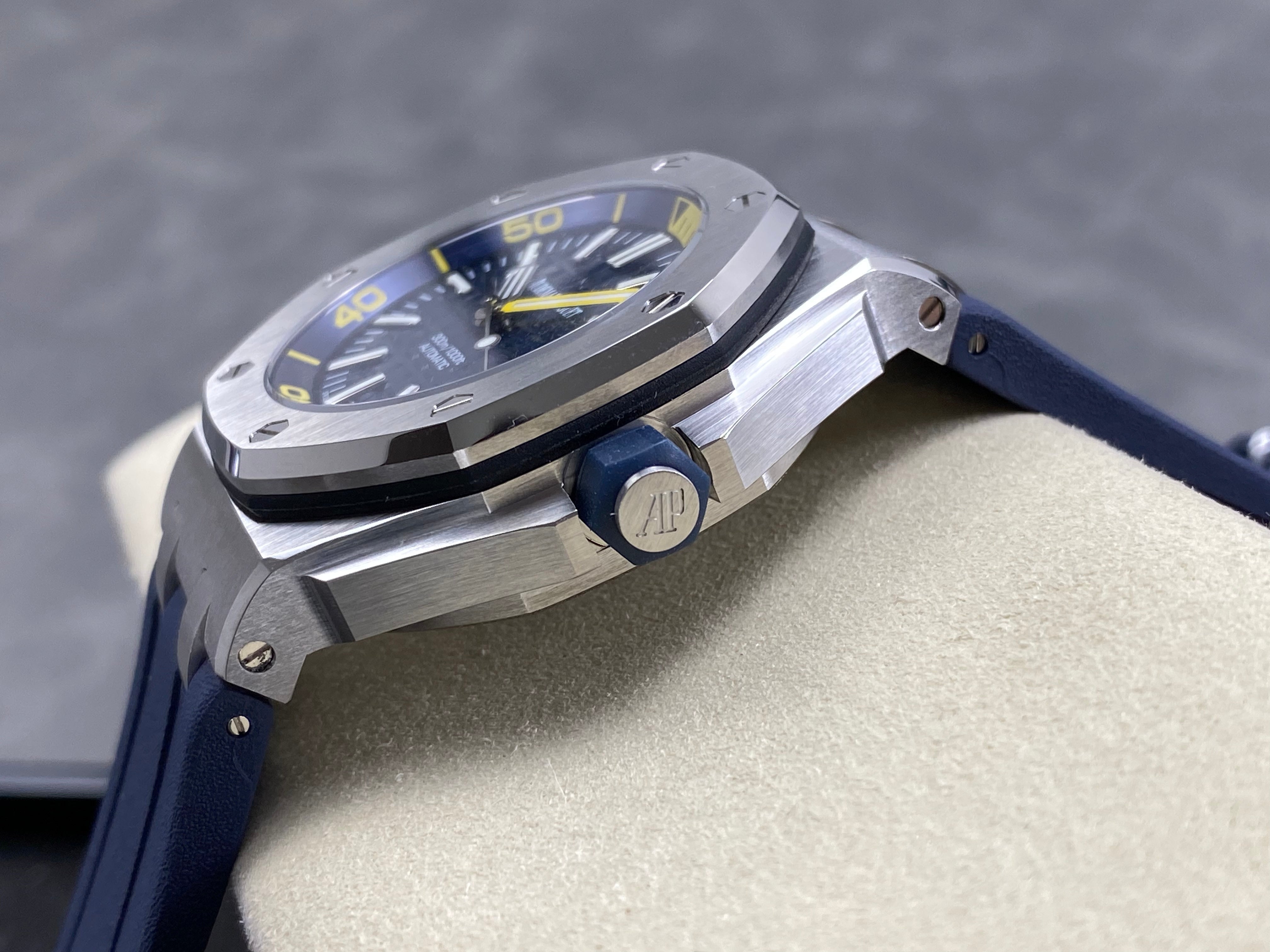 Audemars Piguet Royal Oak Offshore Diver 42mm Blue Yellow Dial