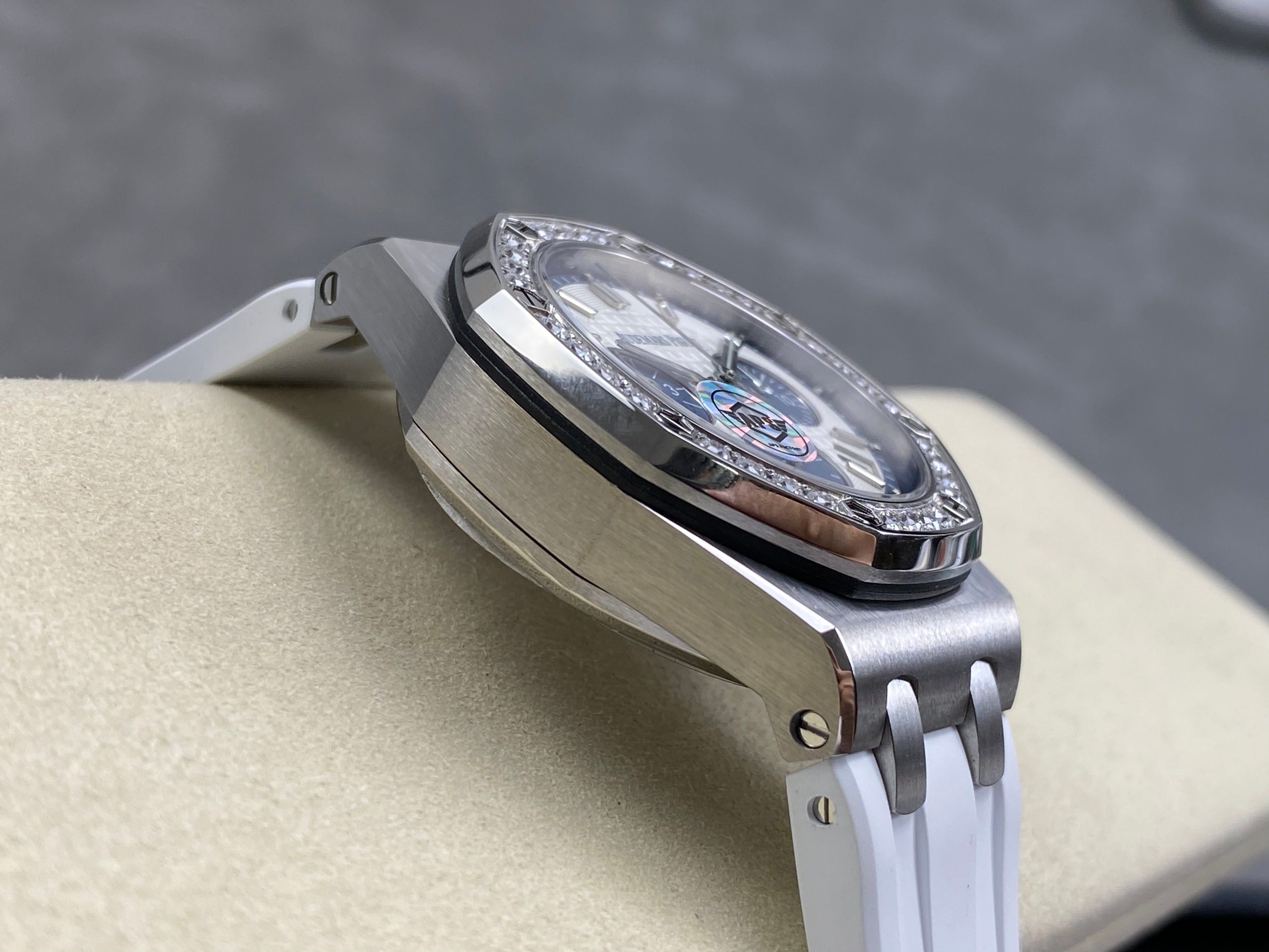 Audemars Piguet Royal Oak Chronograph 37mm White Blue Dial