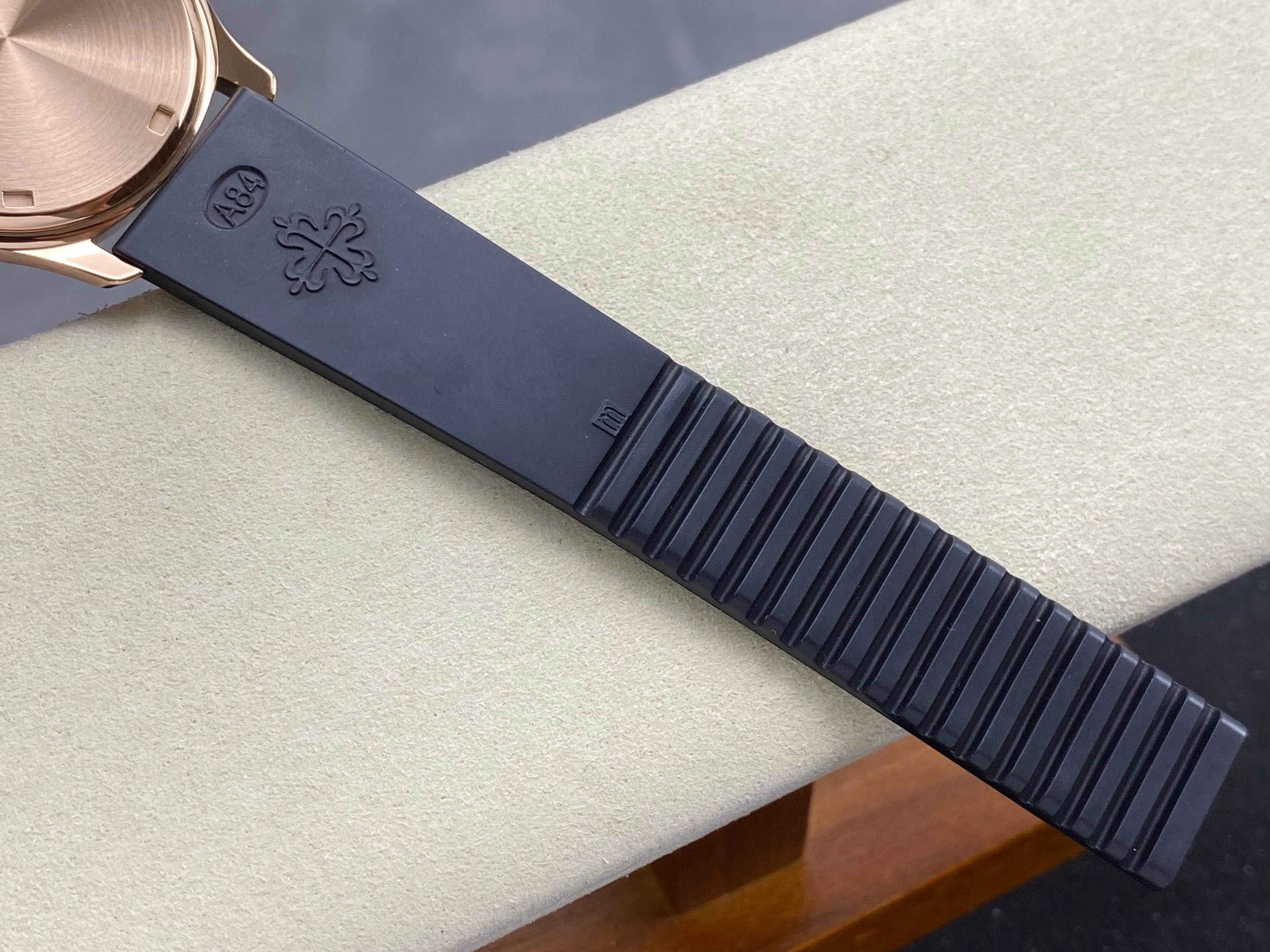 Patek Philippe Aquanaut 35.6mm Diamond Benzel Black Rubber Strap