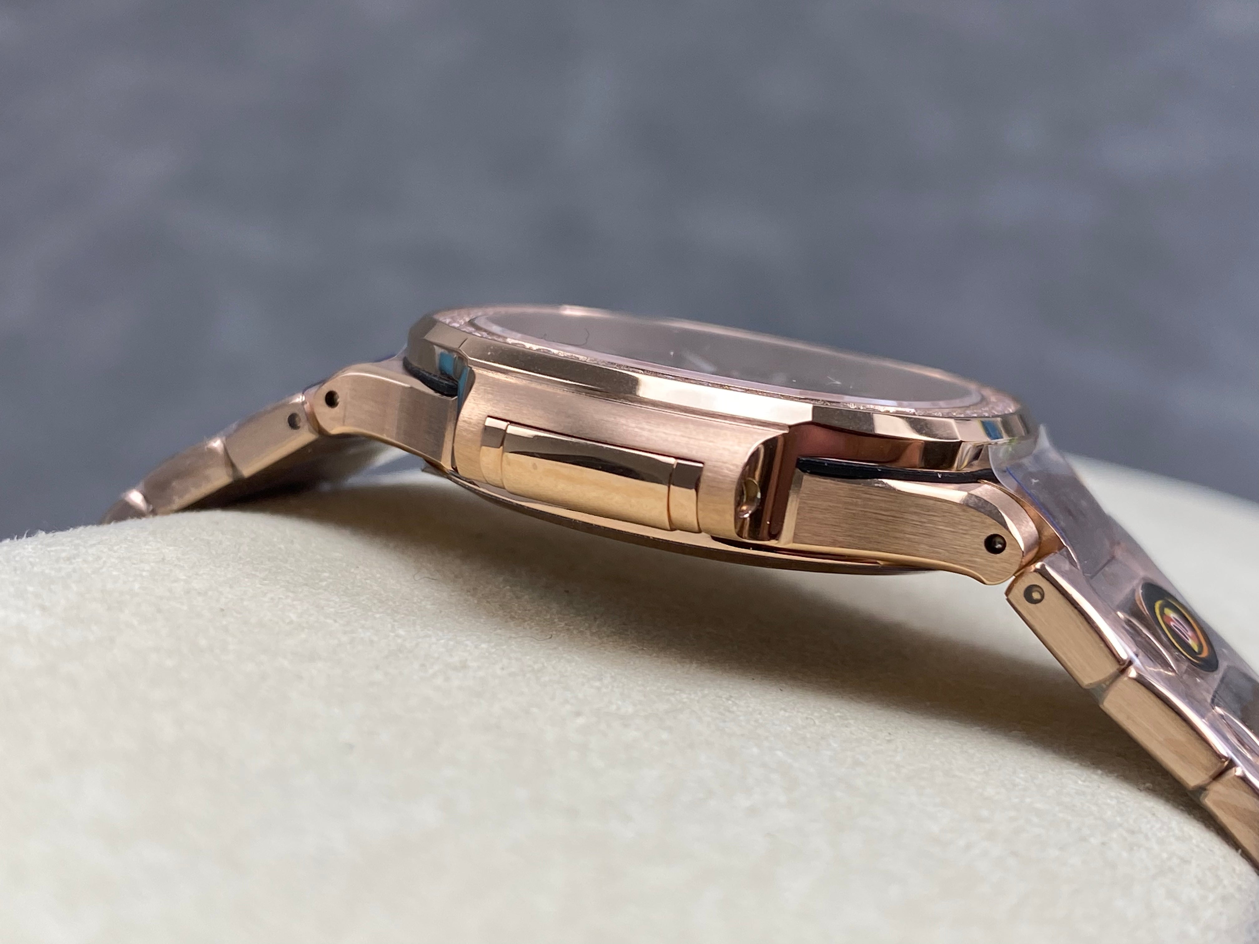 Patek Philippe Nautilus 35.2mm Rose Gold Case White Dial