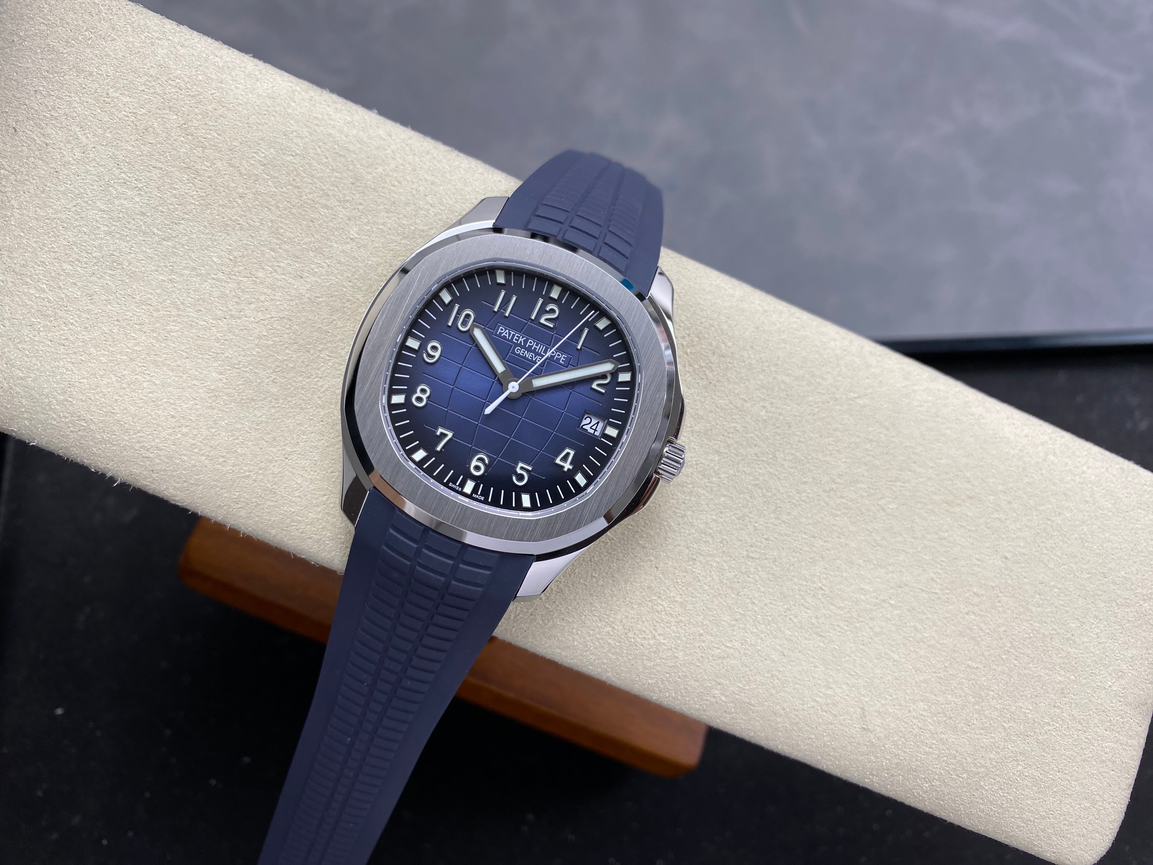 Patek Philippe Aquanaut 42mm Blue Dial Blue Rubber Strap