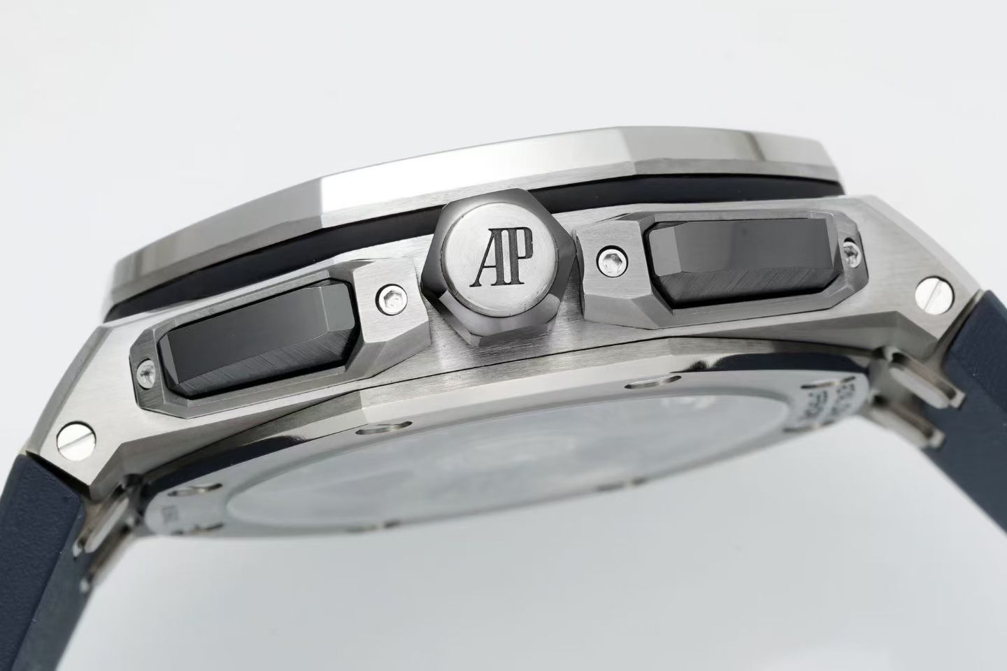Audemars Piguet Royal Oak Chronograph 41mm Blue Grey Dial Rubber Strap