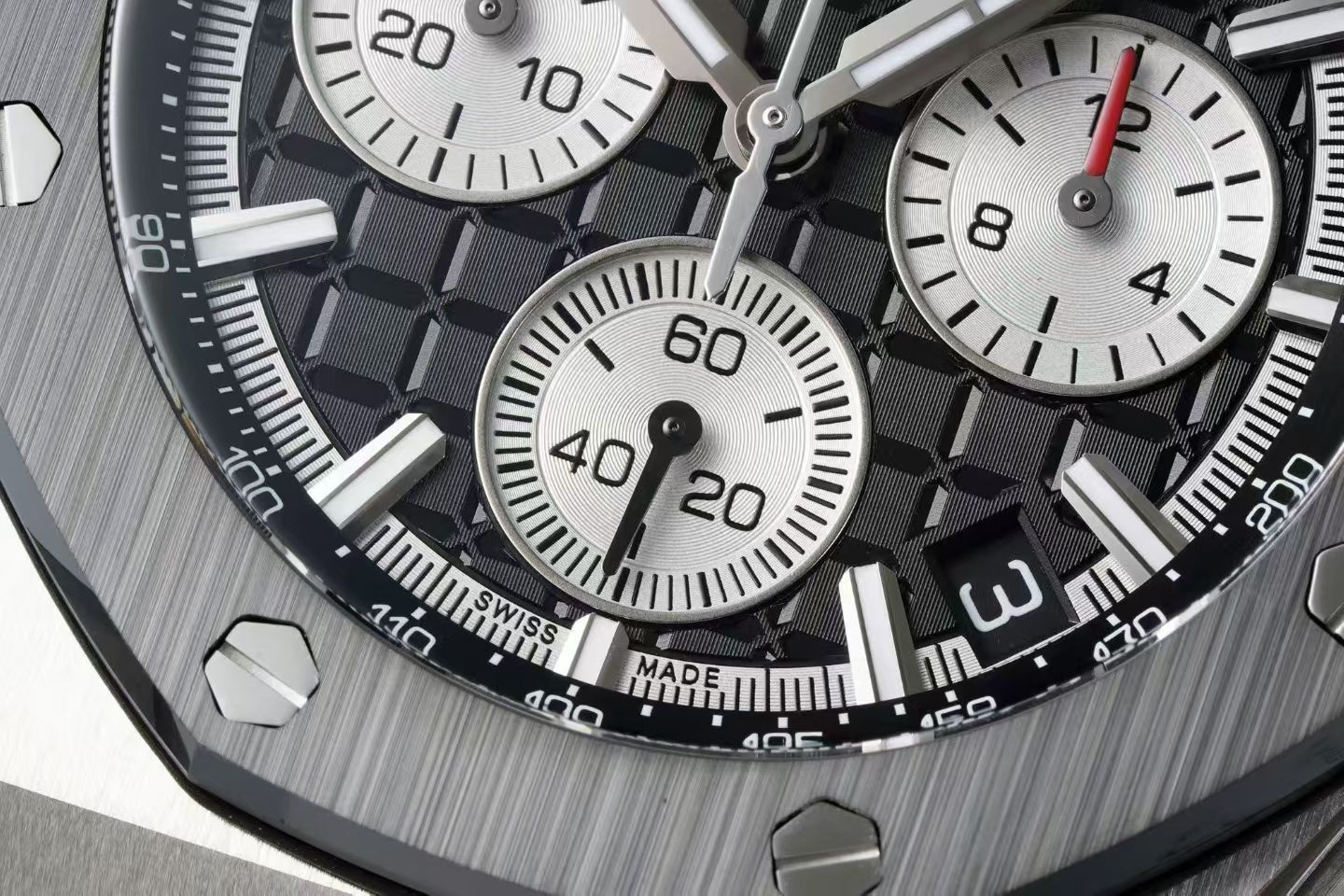 Audemars Piguet Royal Oak Chronograph 41mm Dark Grey Dial Rubber Strap