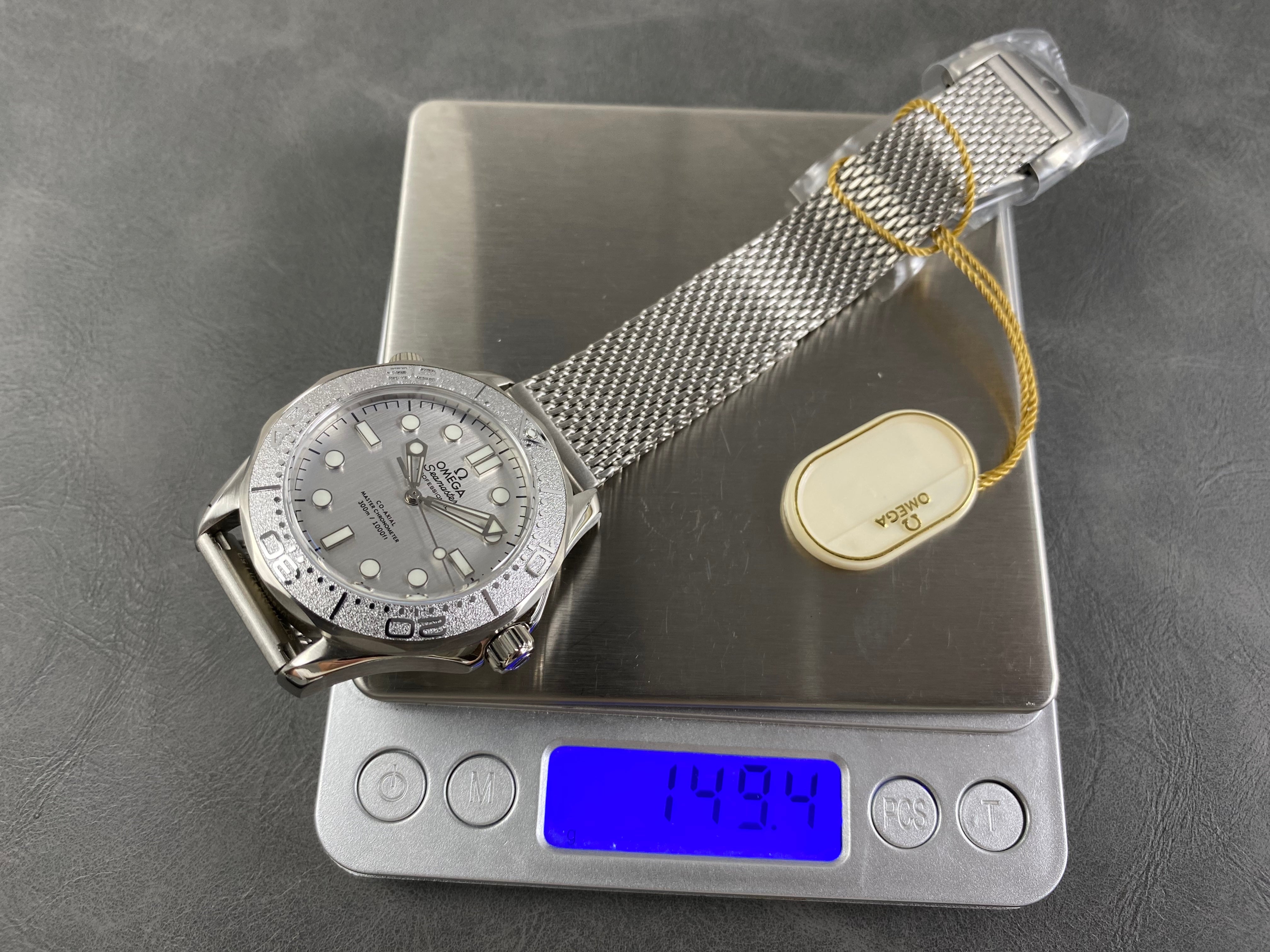 Omega Seamaster 42mm Gray Dial Sliver Bezel Steel
