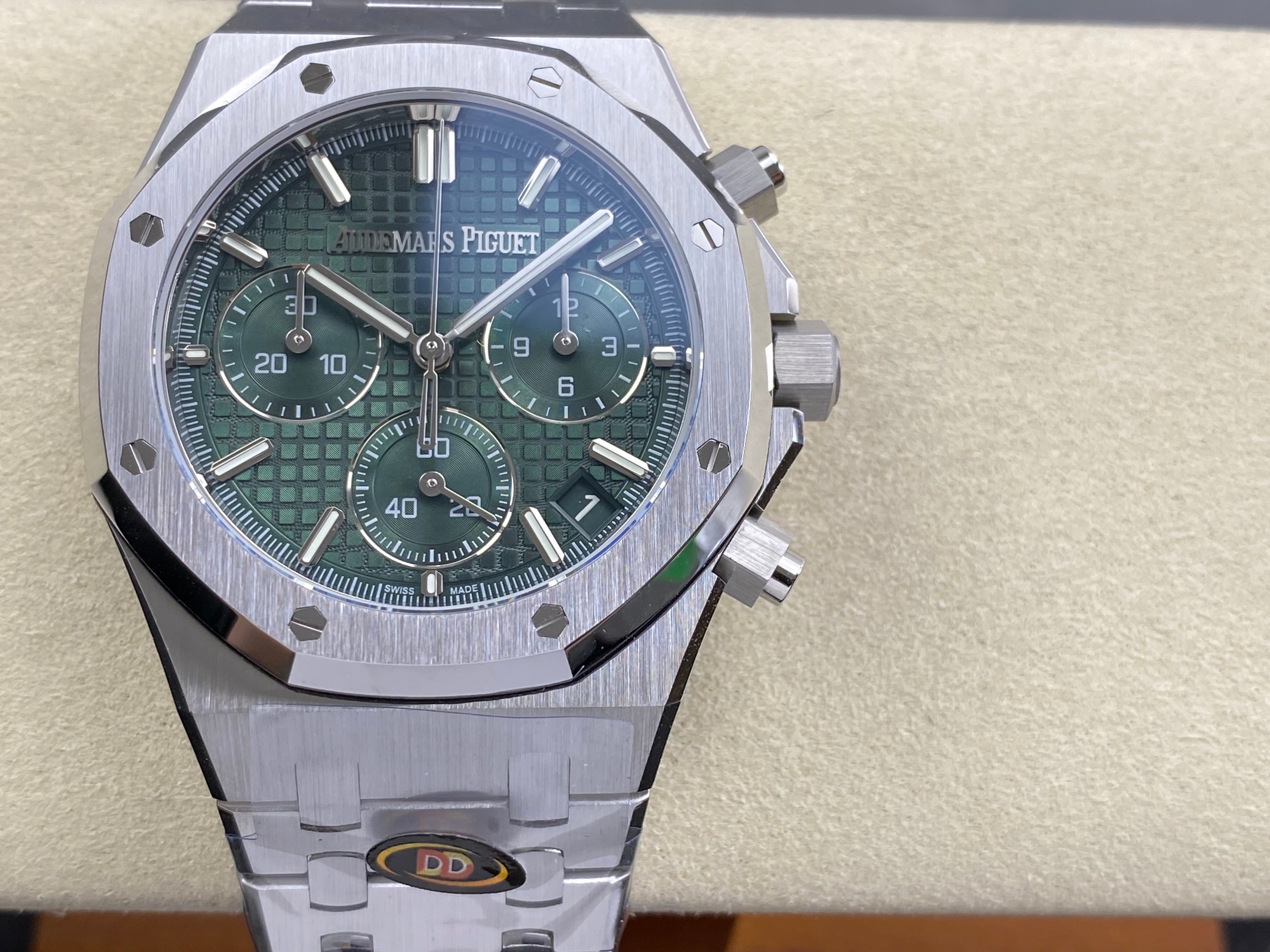 Audemars Piguet Royal Oak Chronograph 41mm Green Dial