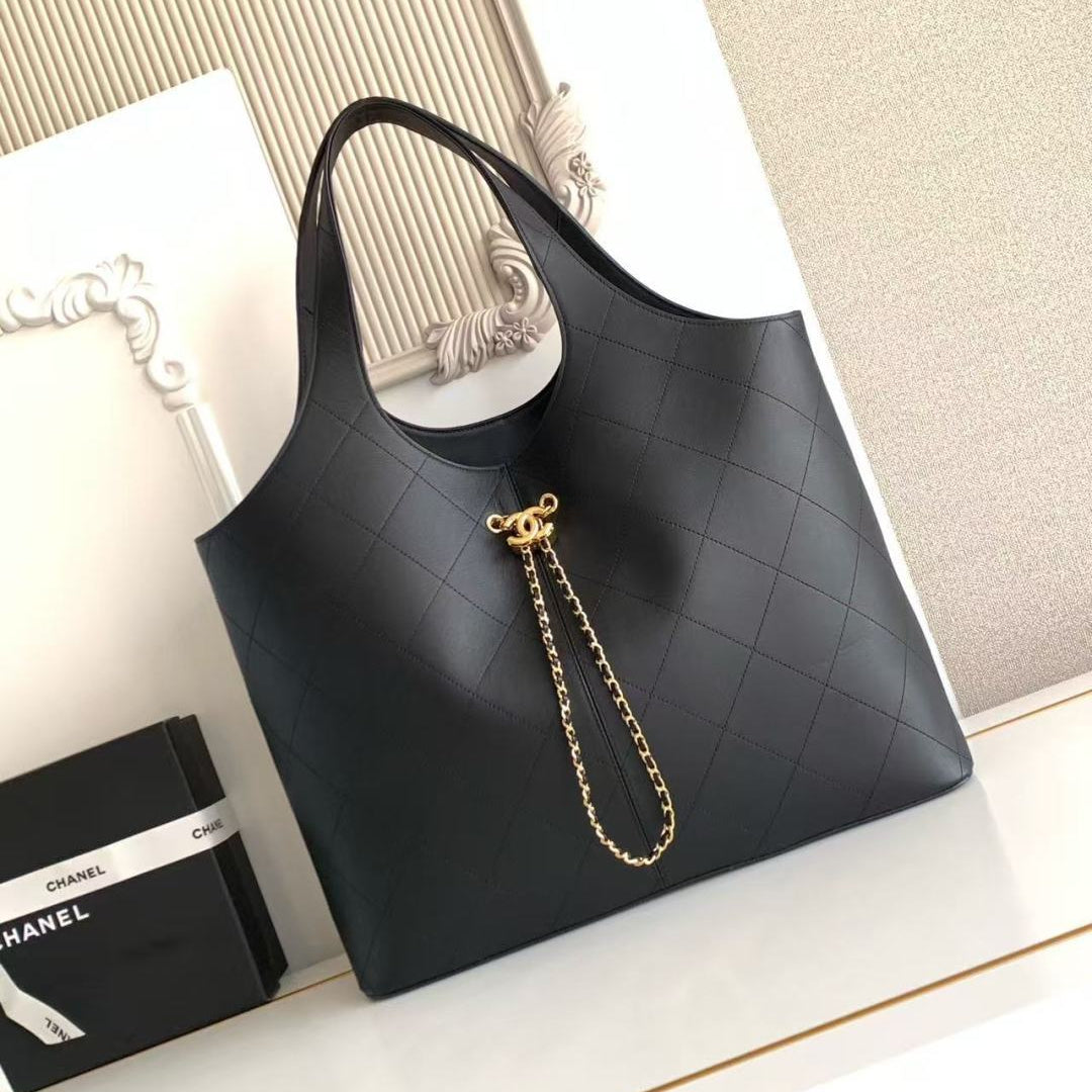 Chanel 2026 Large Bag 58cm Black Lambskin 141082
