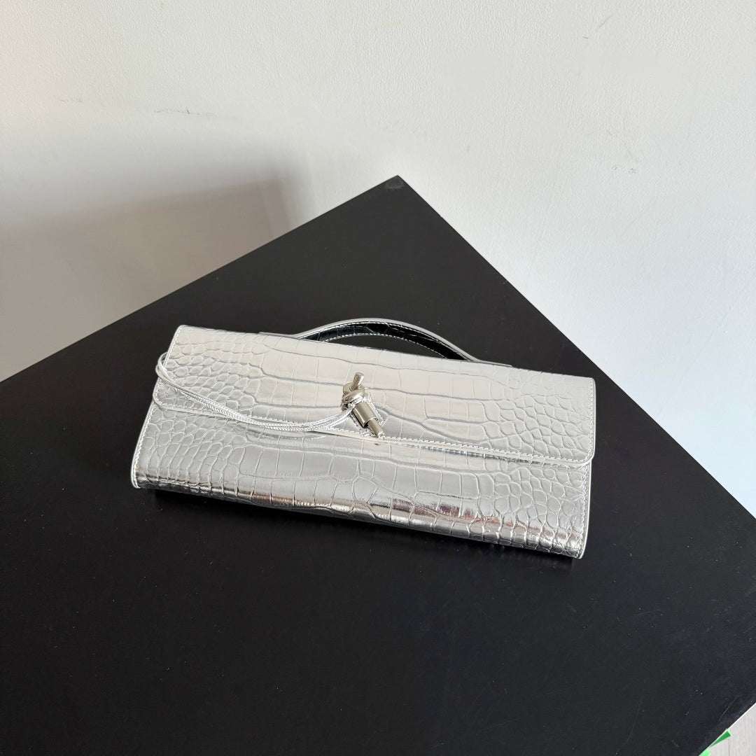Bottega Veneta 2026 Andiamo Bag 31cm Silver Crocodile-embossed Leather 137072