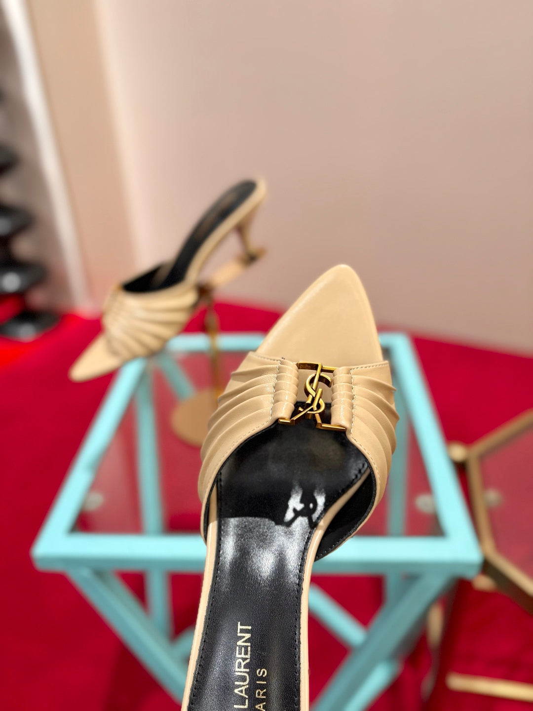 YSL 2026 Sandal Smooth Calfskin 925205