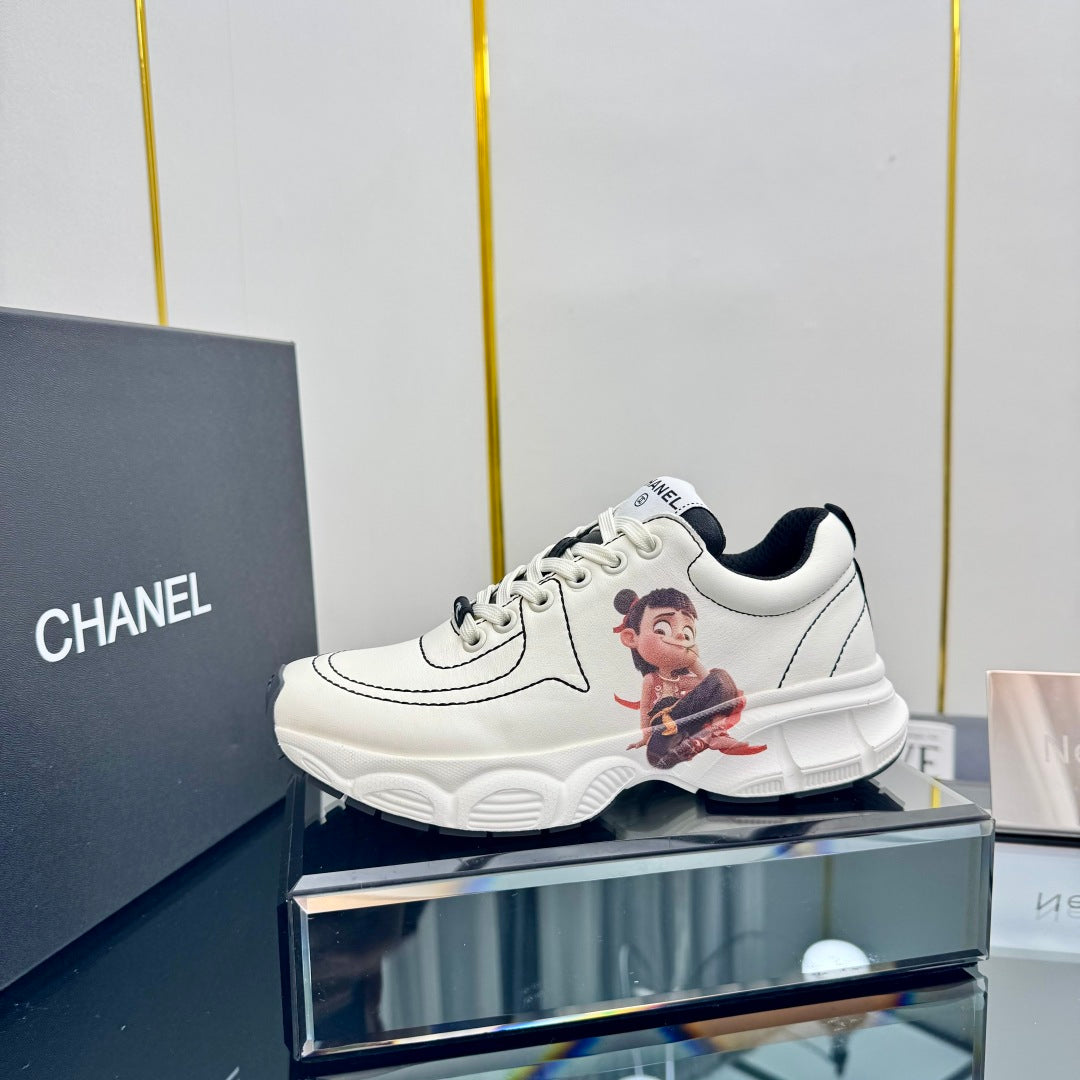 CC Sneaker White with Sticker Cowhide 238623