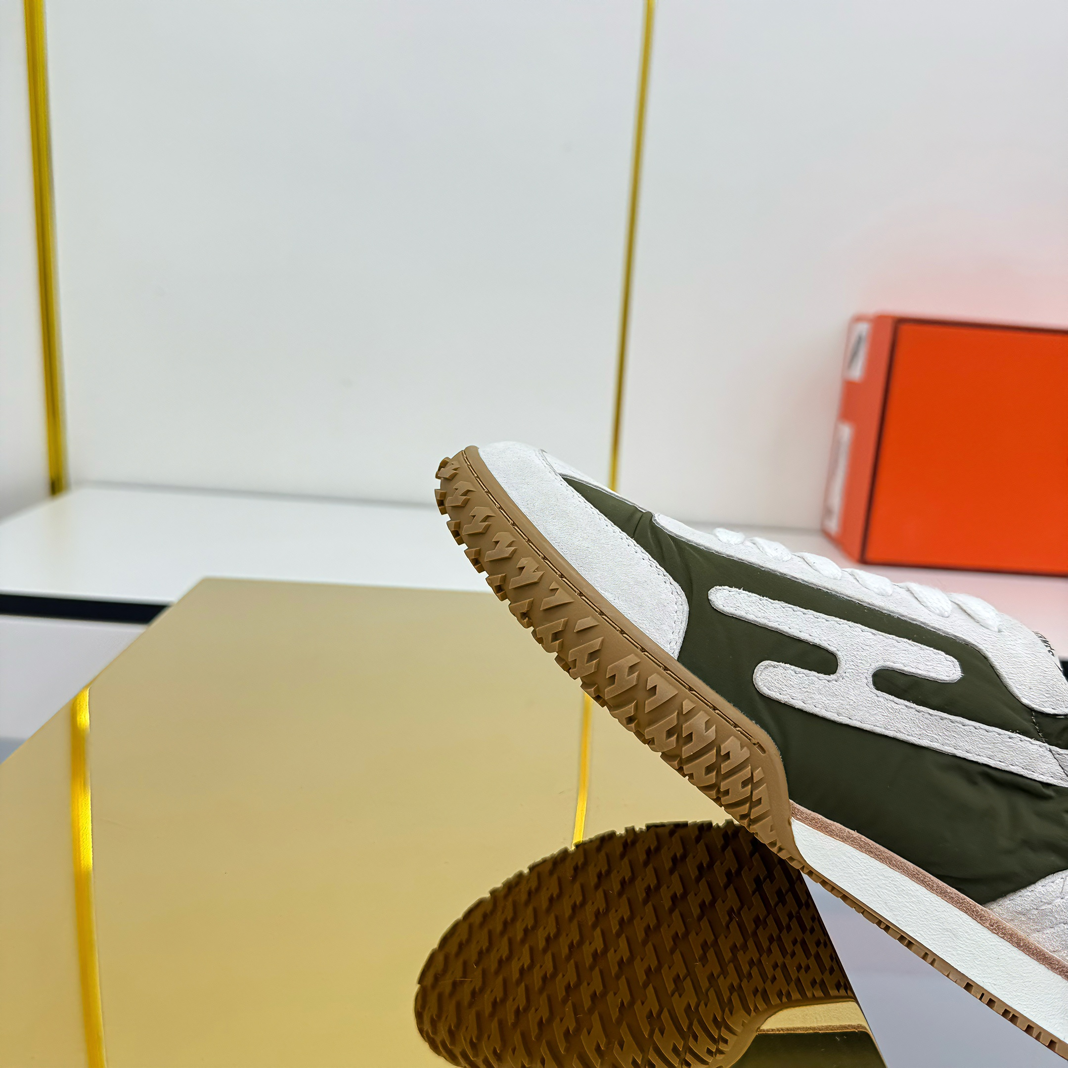 HM 2026 Casual Sneakers Olive Green Ivory Fabric Suede 667353