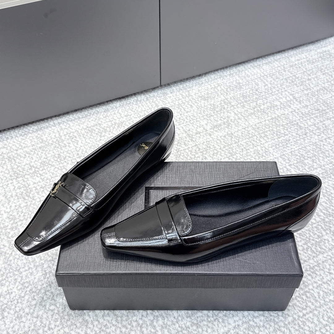 YSL 26ss Square Toe Loafers Black Glossy Leather 662729