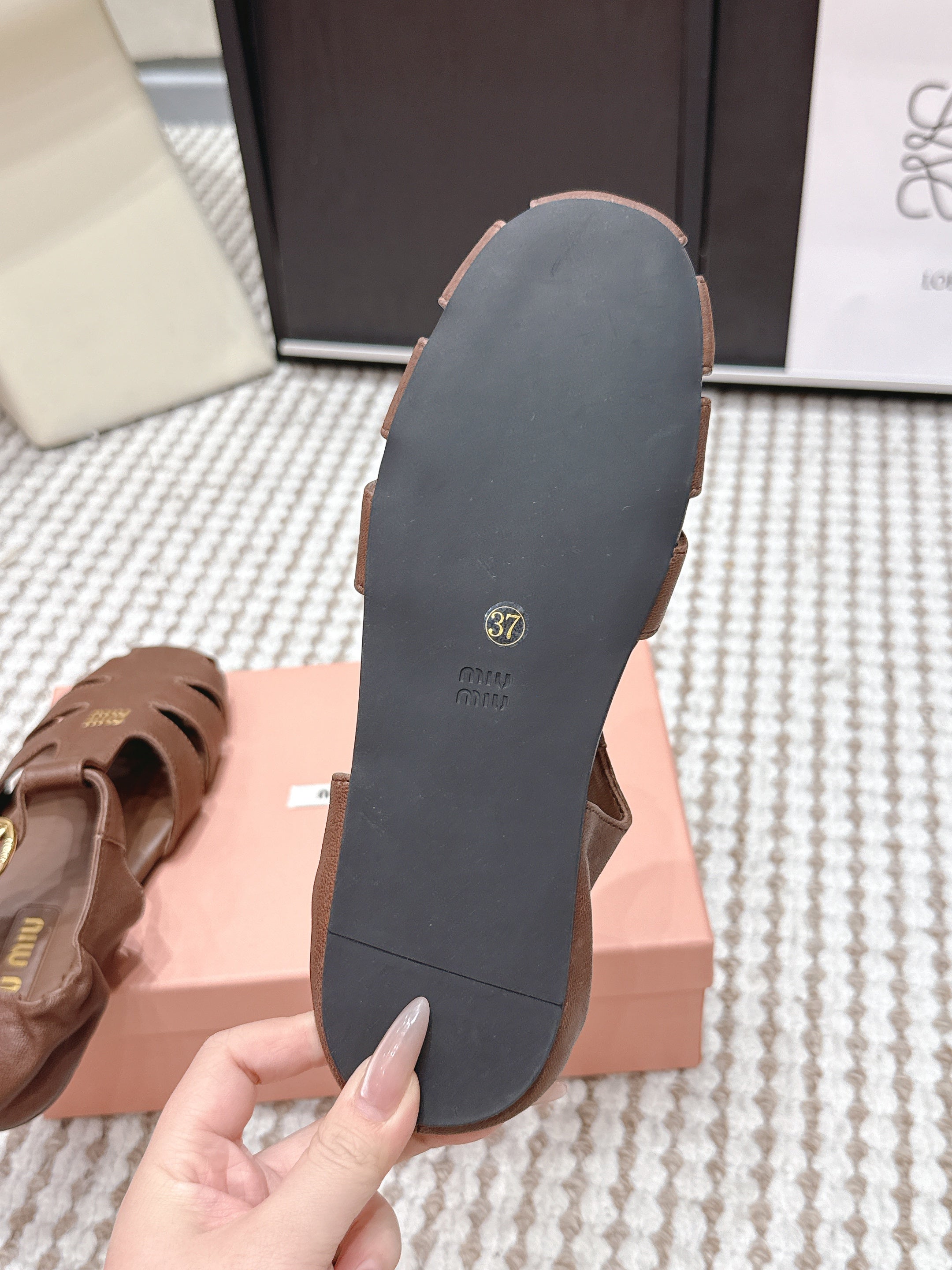 MIU 26 Roman Sandals Brown Leather 632326