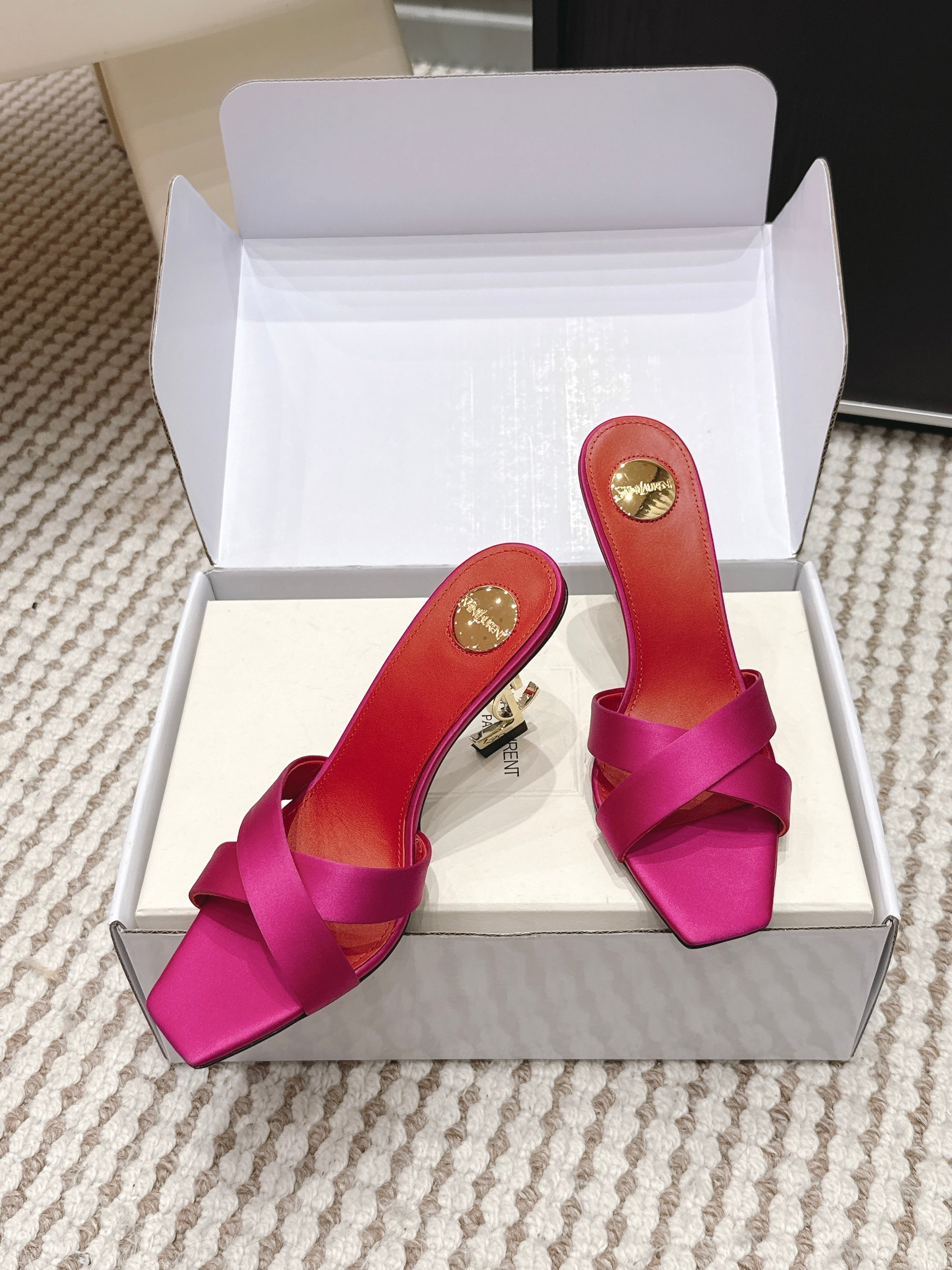 YSL 26ss High-Heeled Mules 85 Pink Red Satin Leather 660673