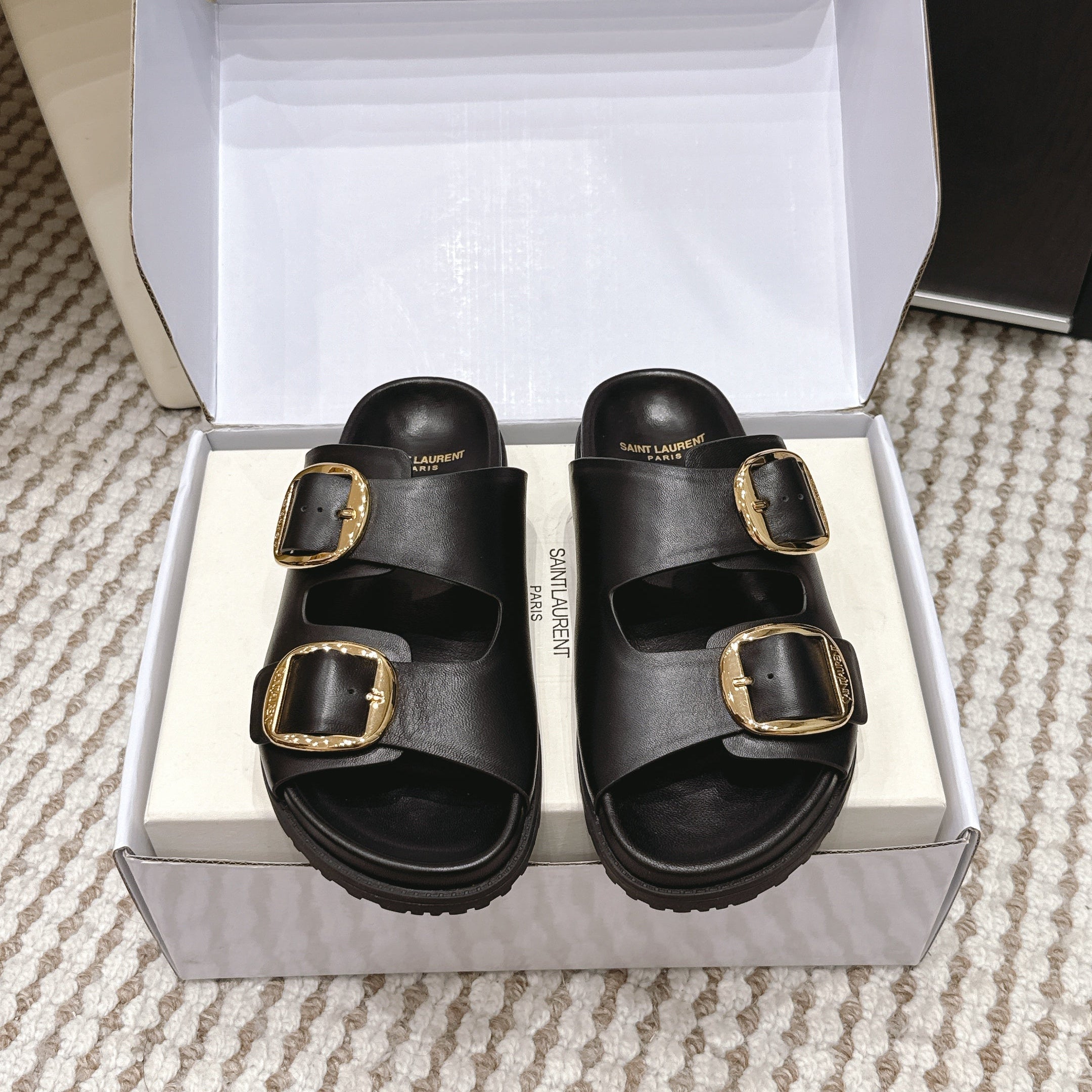YSL 26ss Platform Slippers Black Sheepskin Gold Buckle 663205