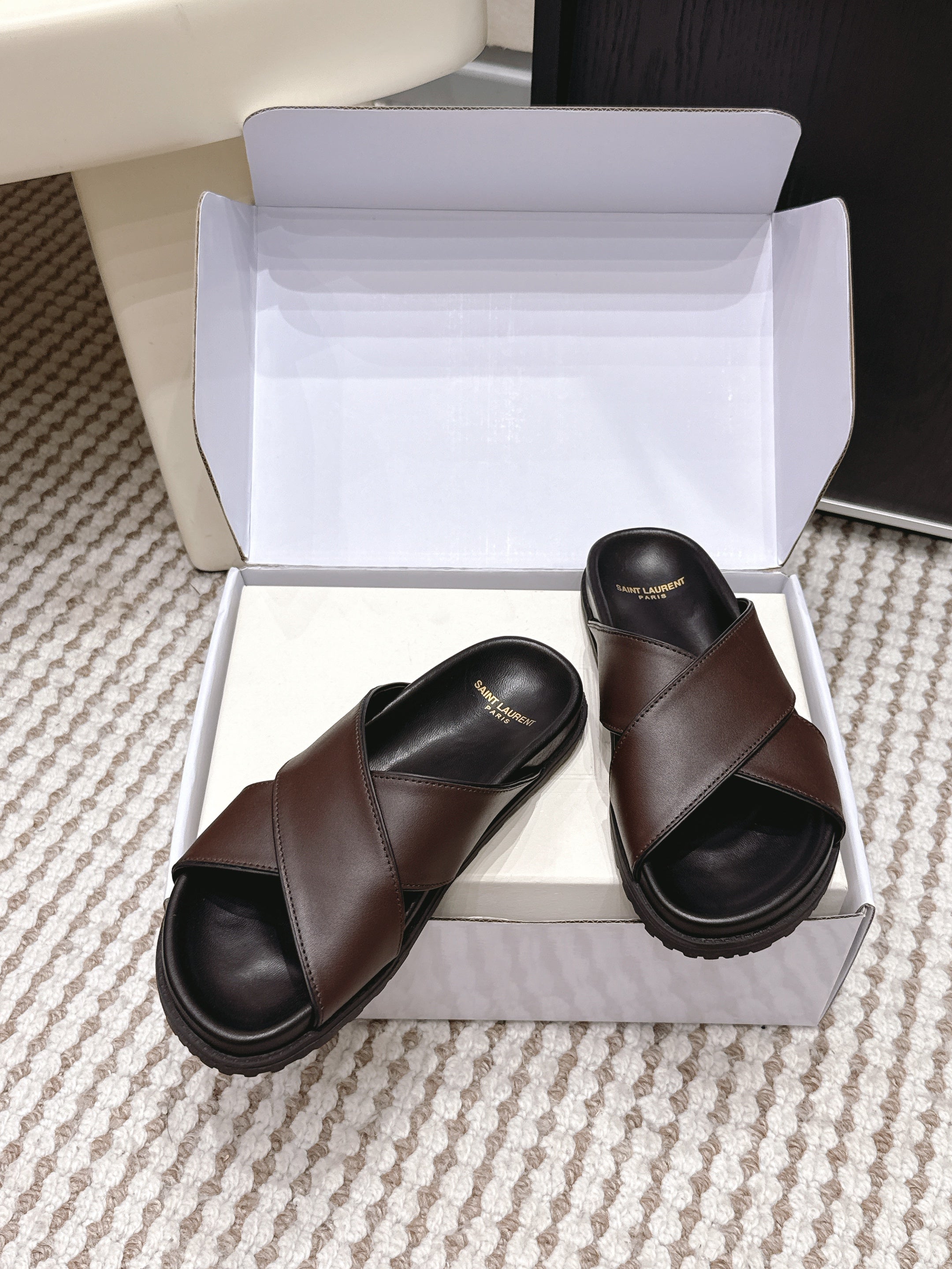 YSL 26ss Platform Slippers Dark Brown Sheepskin 663214