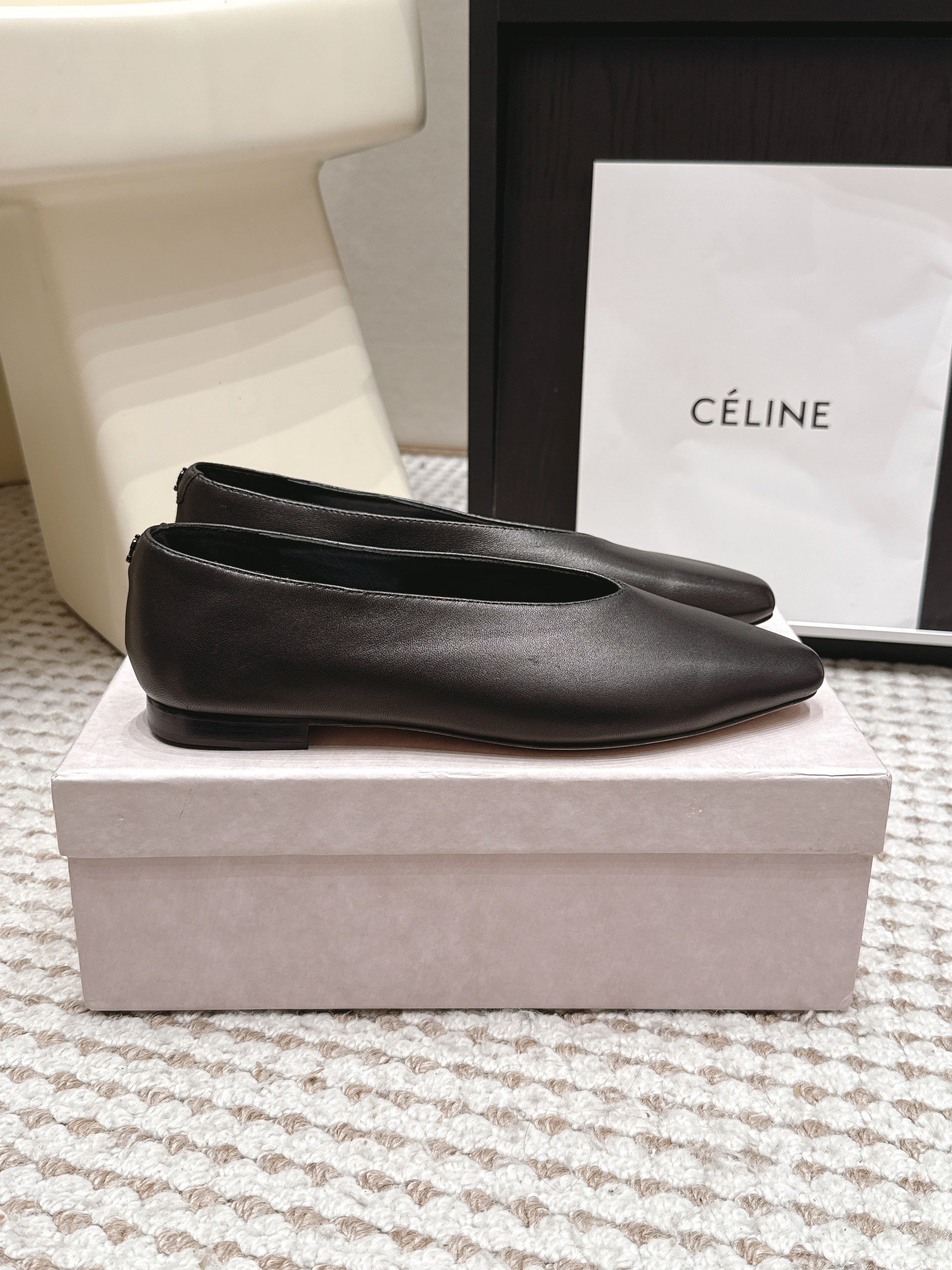 Jimmy Choo 2026 Margot Ballet Flats Sheepskin 930985