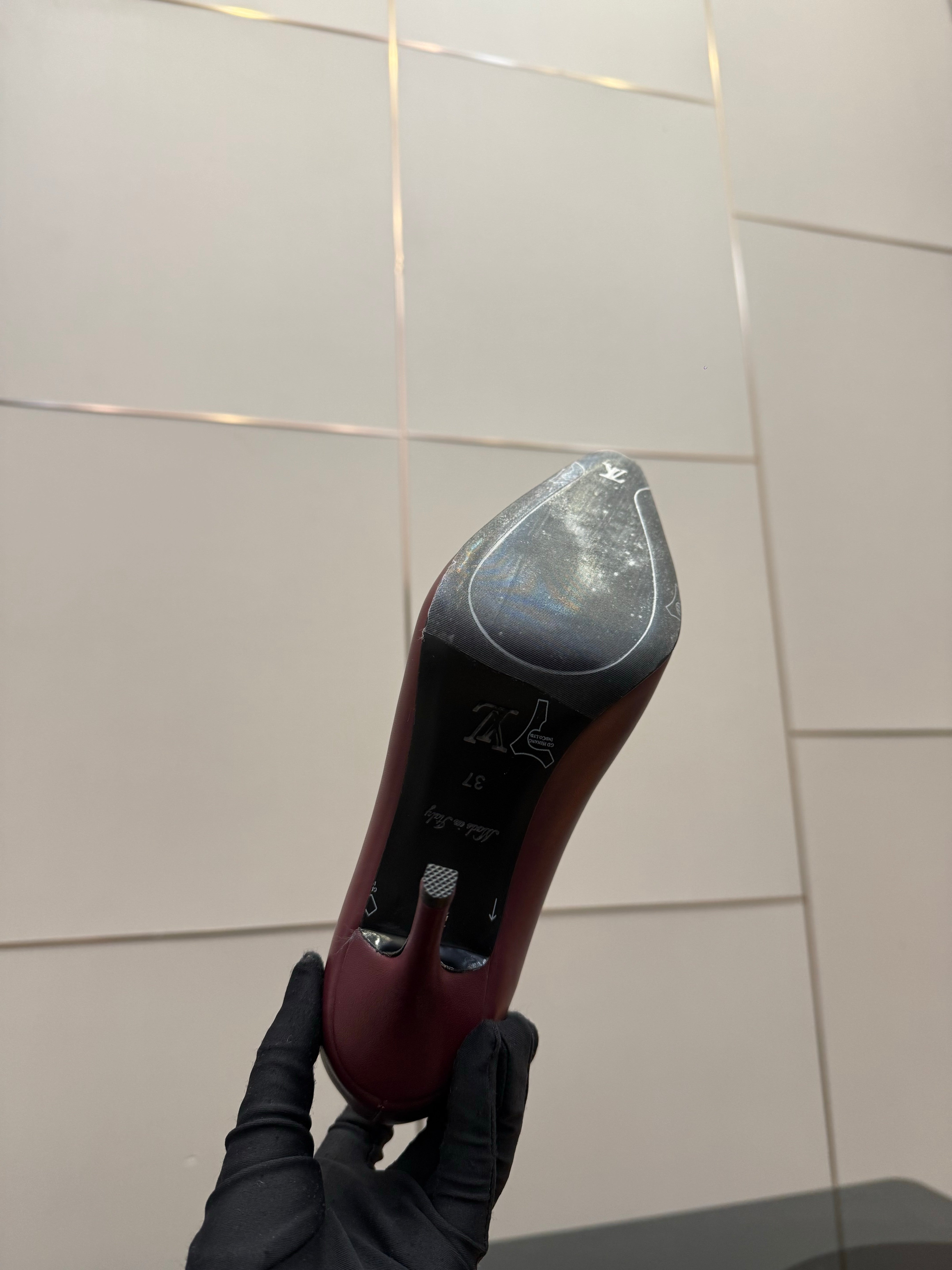 LV 26ss Heel Pump 90 Burgundy Patent Leather 629626
