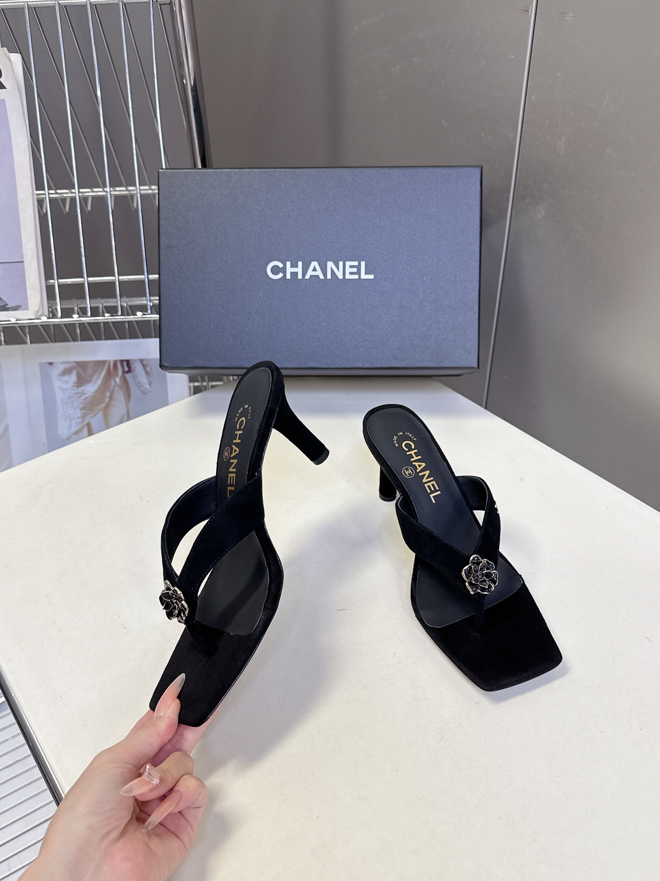 Chanel 2026 Thong Sandal 65mm Embossing And Suede Calfskin 895344