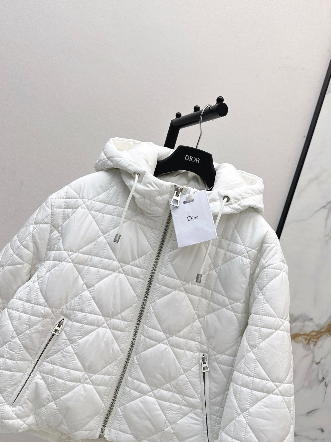 CD 25 Down jacket with hood polyester