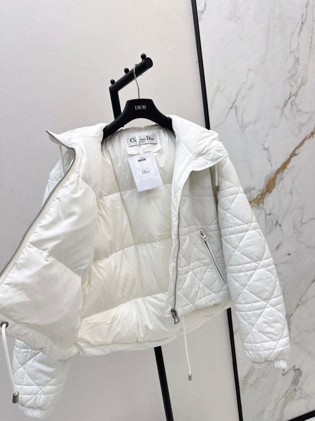 CD 25 Down jacket with hood polyester