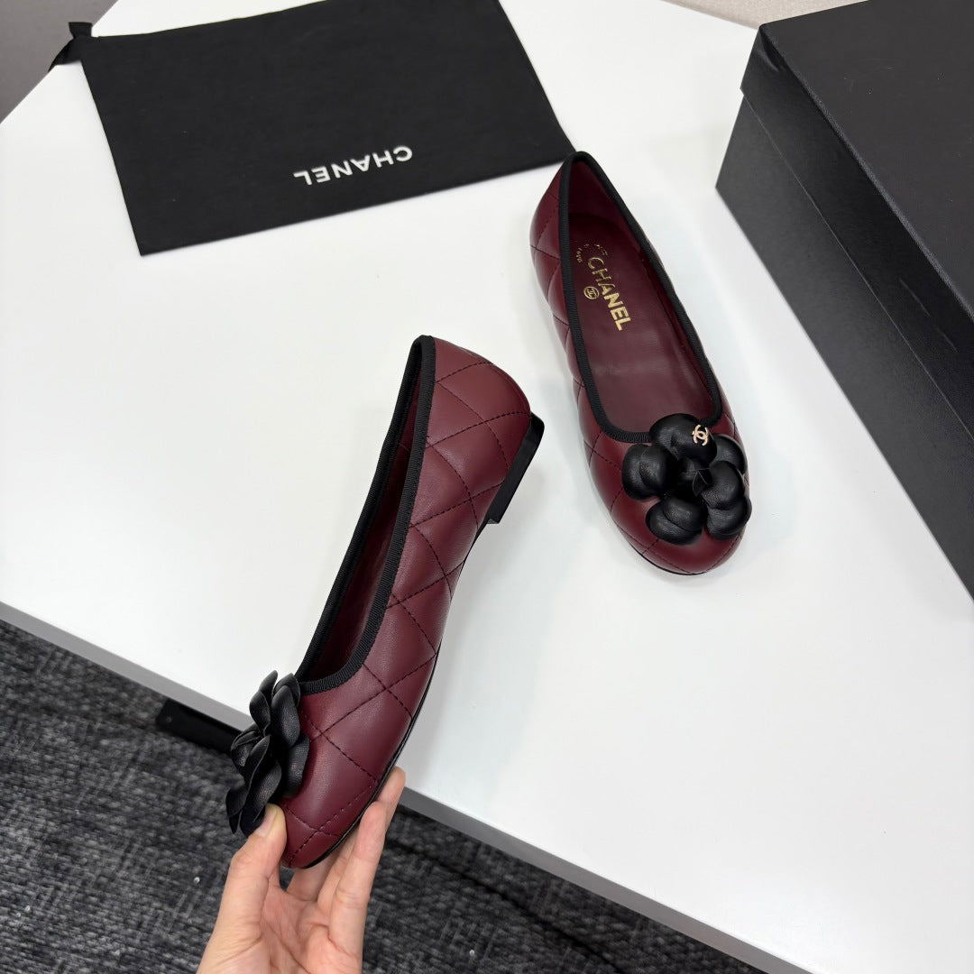 CC 25 Ballet Flat Flower Quilted Calfskin