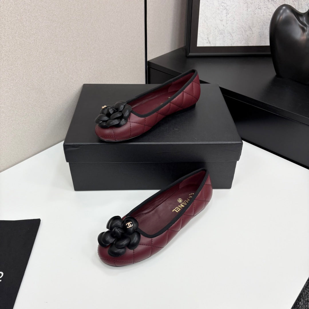 CC 25 Ballet Flat Flower Quilted Calfskin