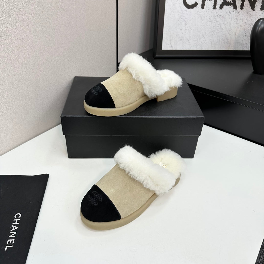 CC furry mule light beige black suede and wool 532577