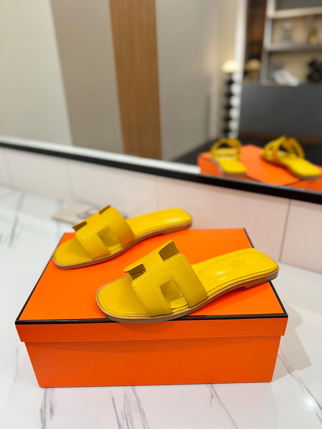 HM Oran Sandal Yellow Goatskin 294869