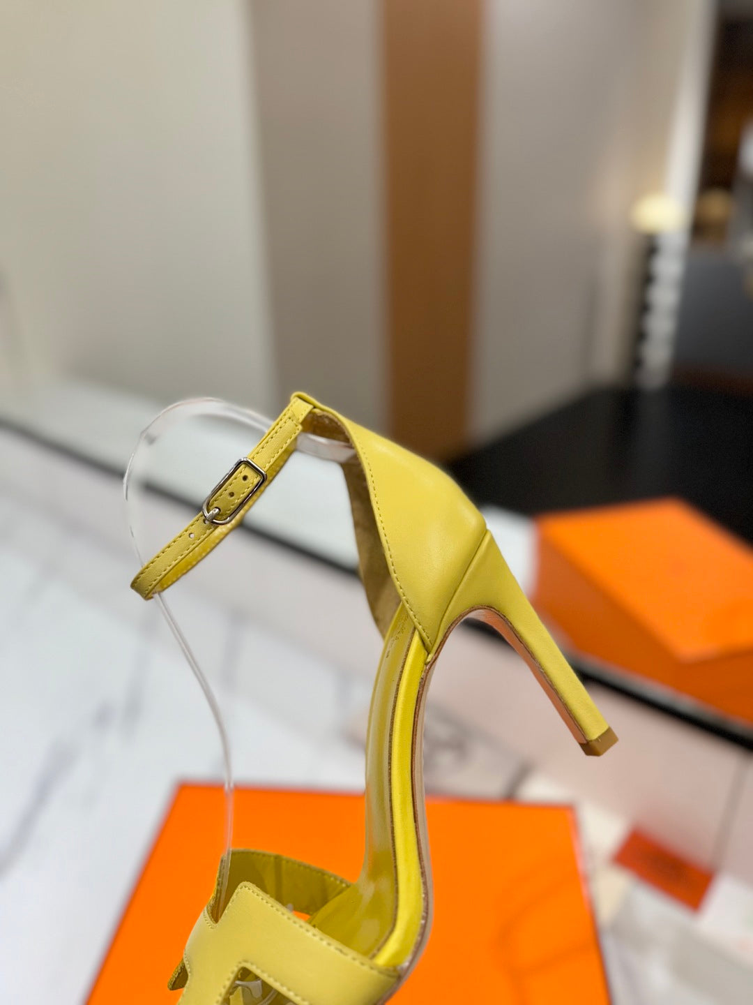 HM Joy 90mm Heeled Sandals Yellow Flat Cowhide 294924