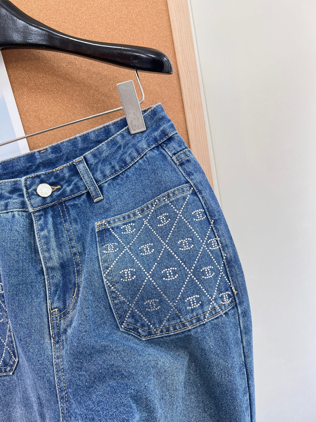Chanel 2026 Jeans With Rhinestone Pockets Blue Cotton 148279
