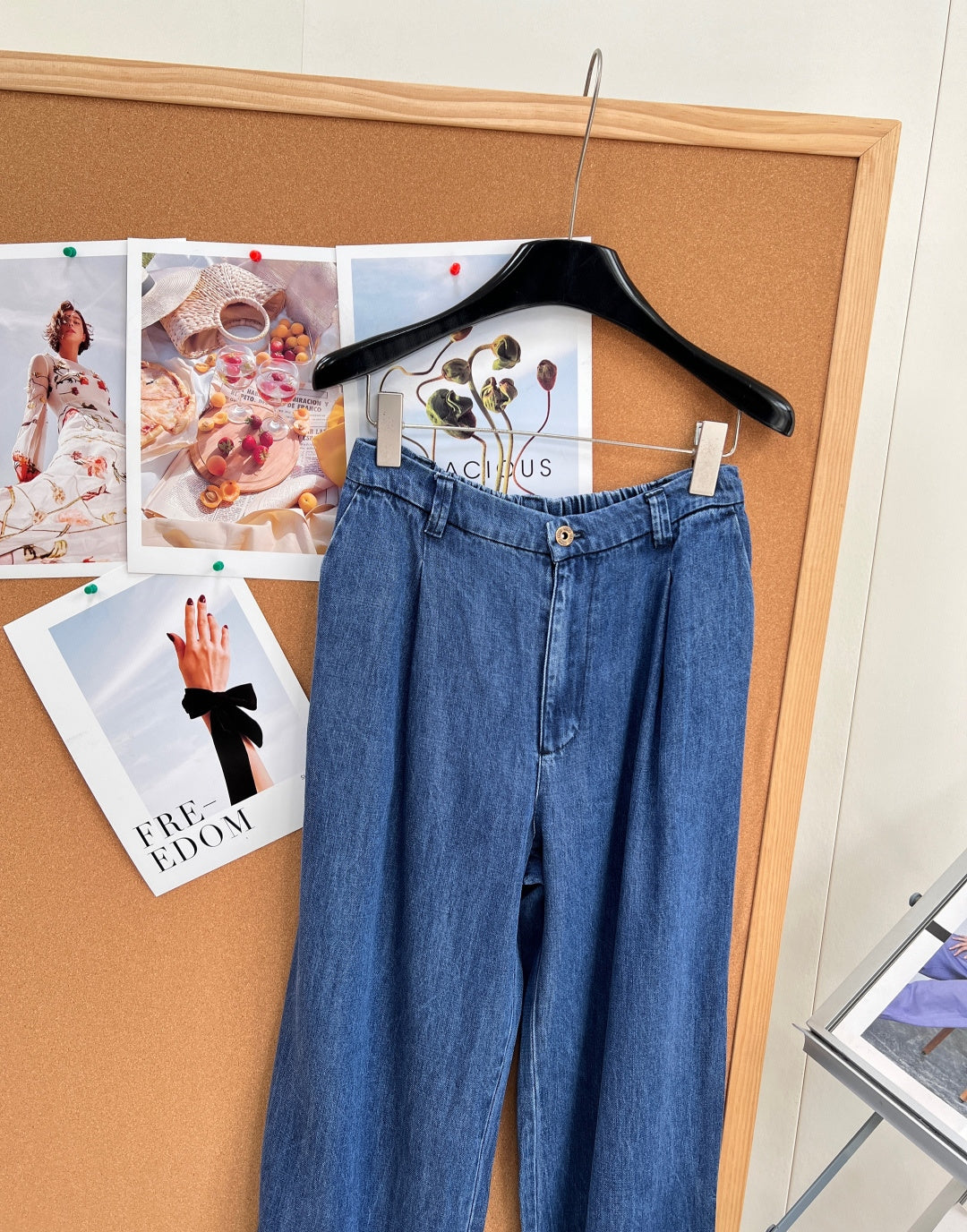 MiuMiu 2026 Straight-Leg Jeans Blue Cotton 636352