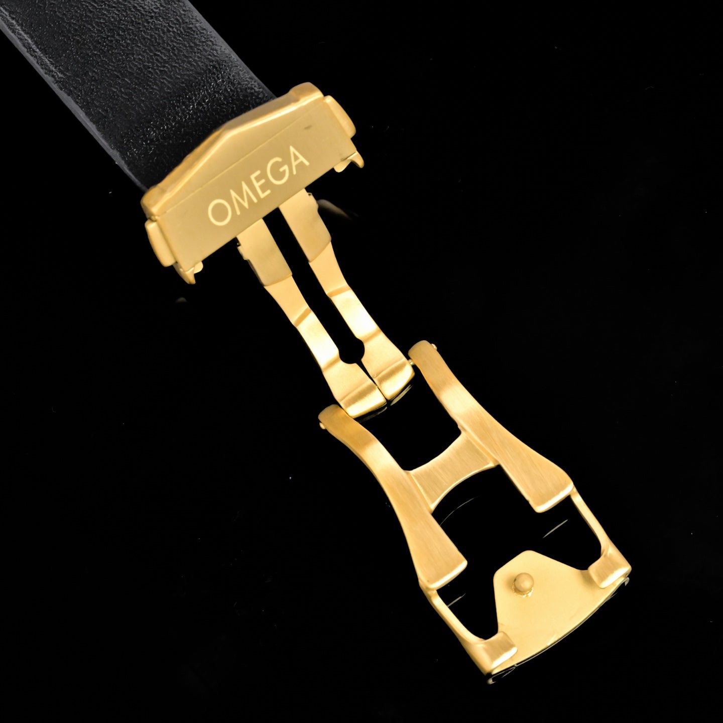 Omega Seamaster 150M Aqua Terra Observatory 39mm Gold Case Gold Dial