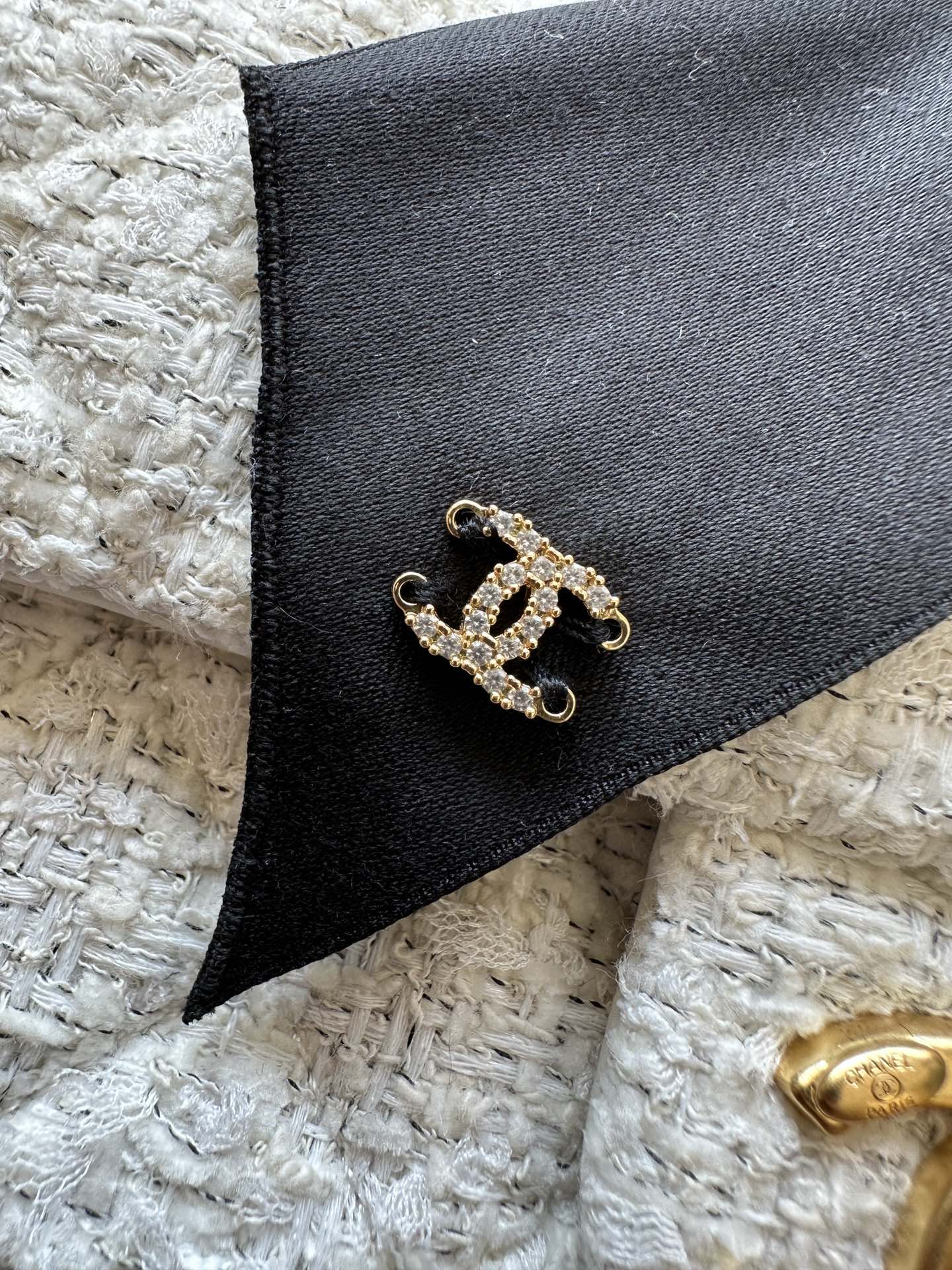 Chanel 2026 Flap Bag White Tweed Leather